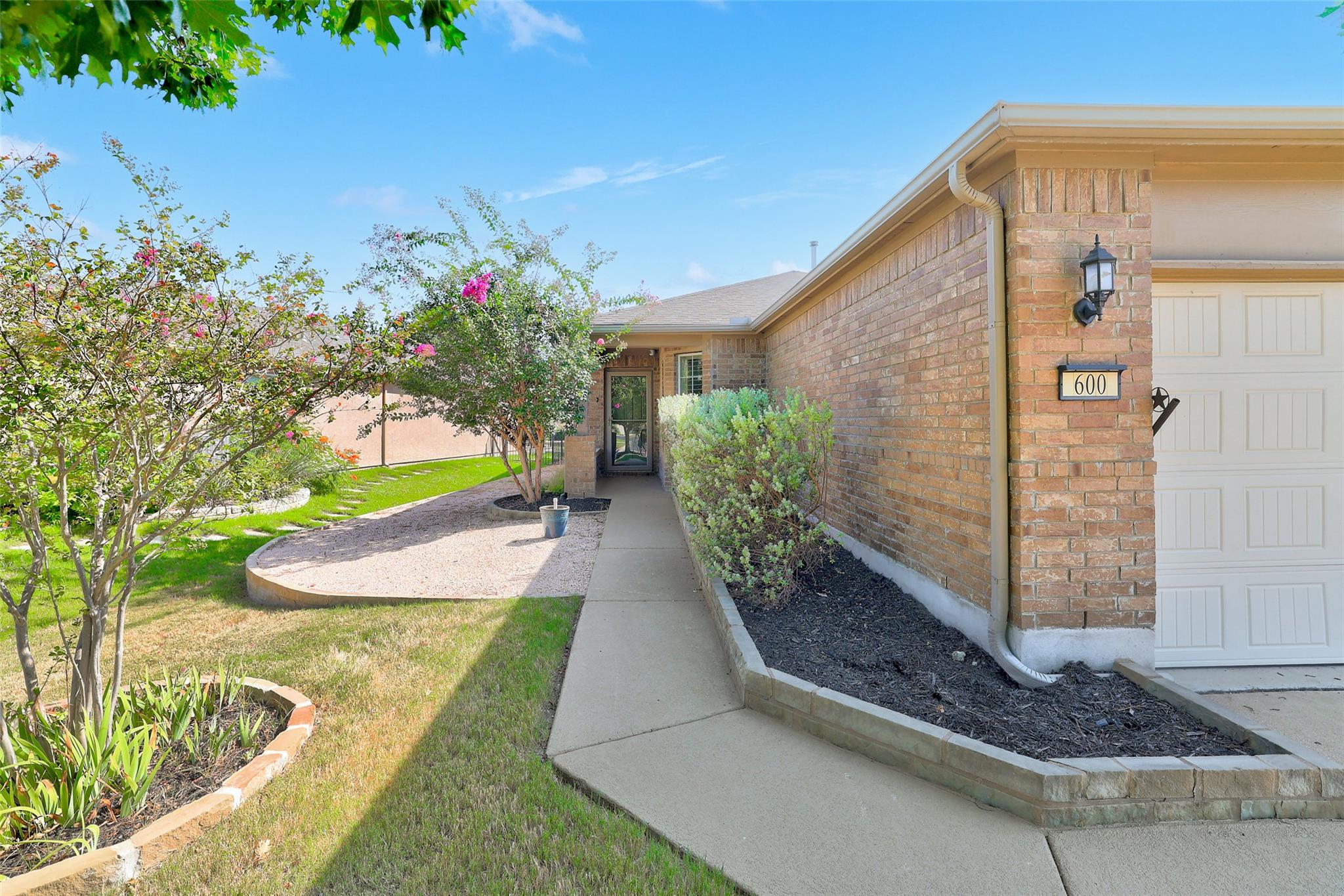 600 Salado Creek LN