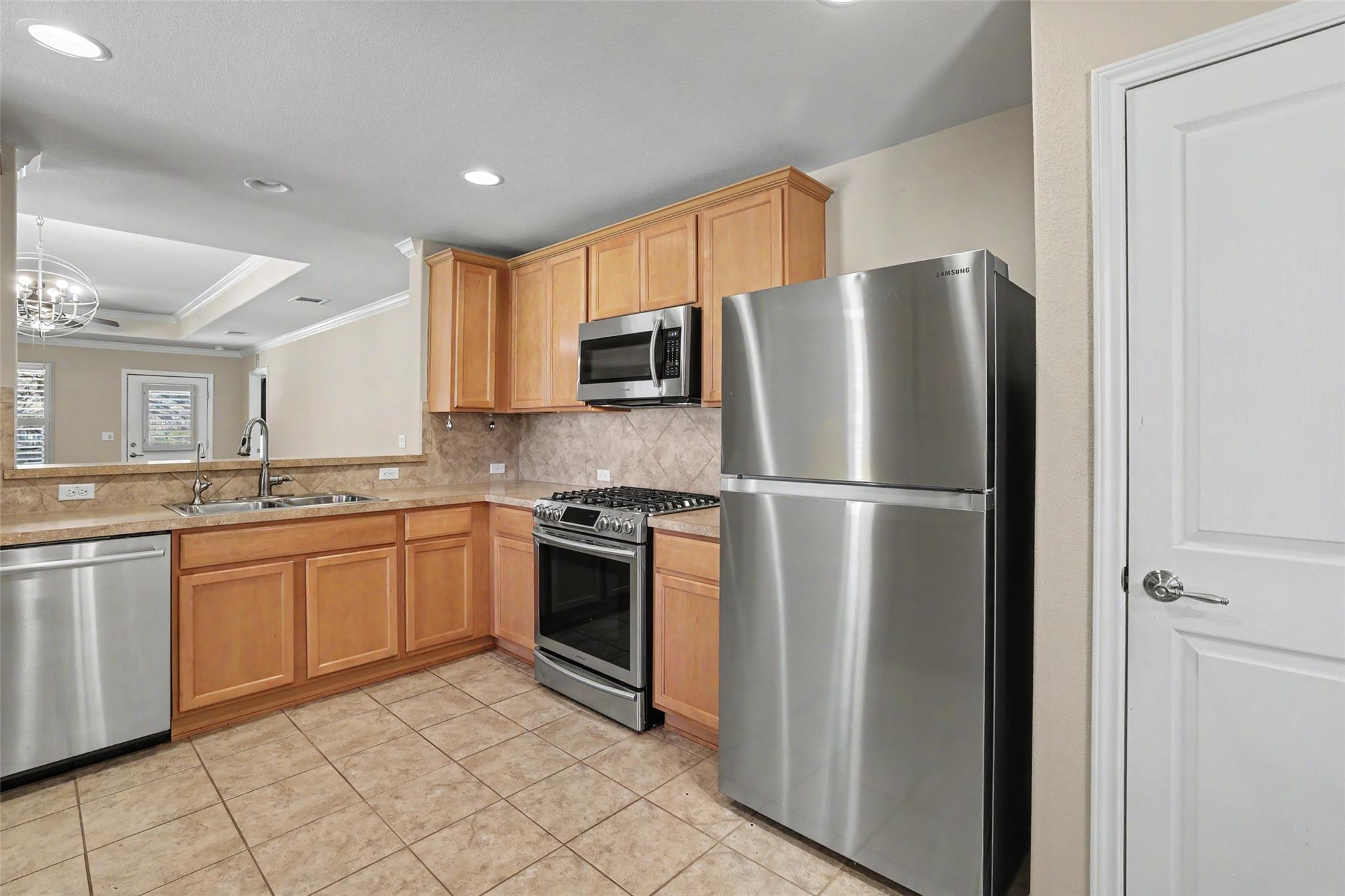 600 Salado Creek LN