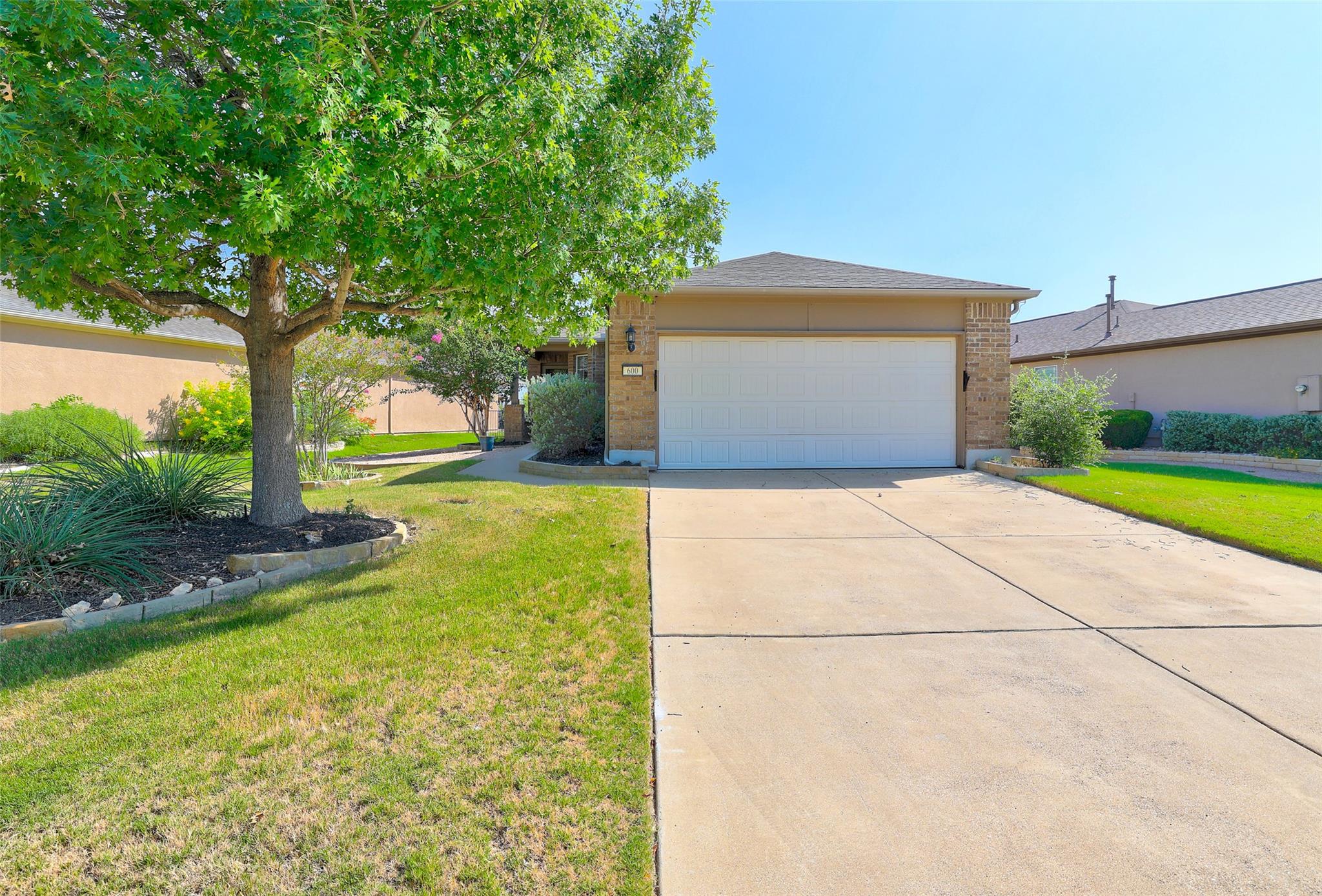 600 Salado Creek LN