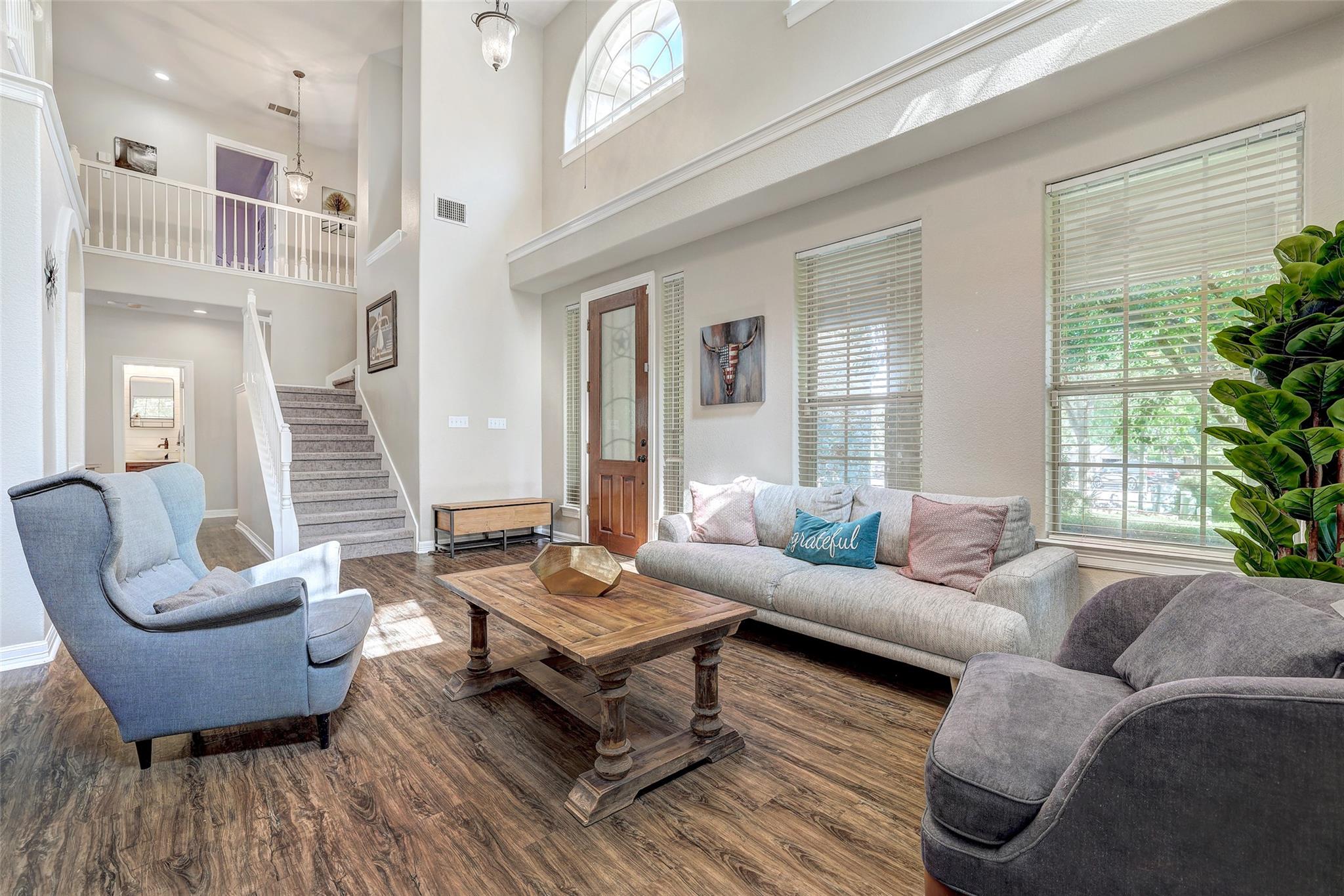 205 Del Aire CT