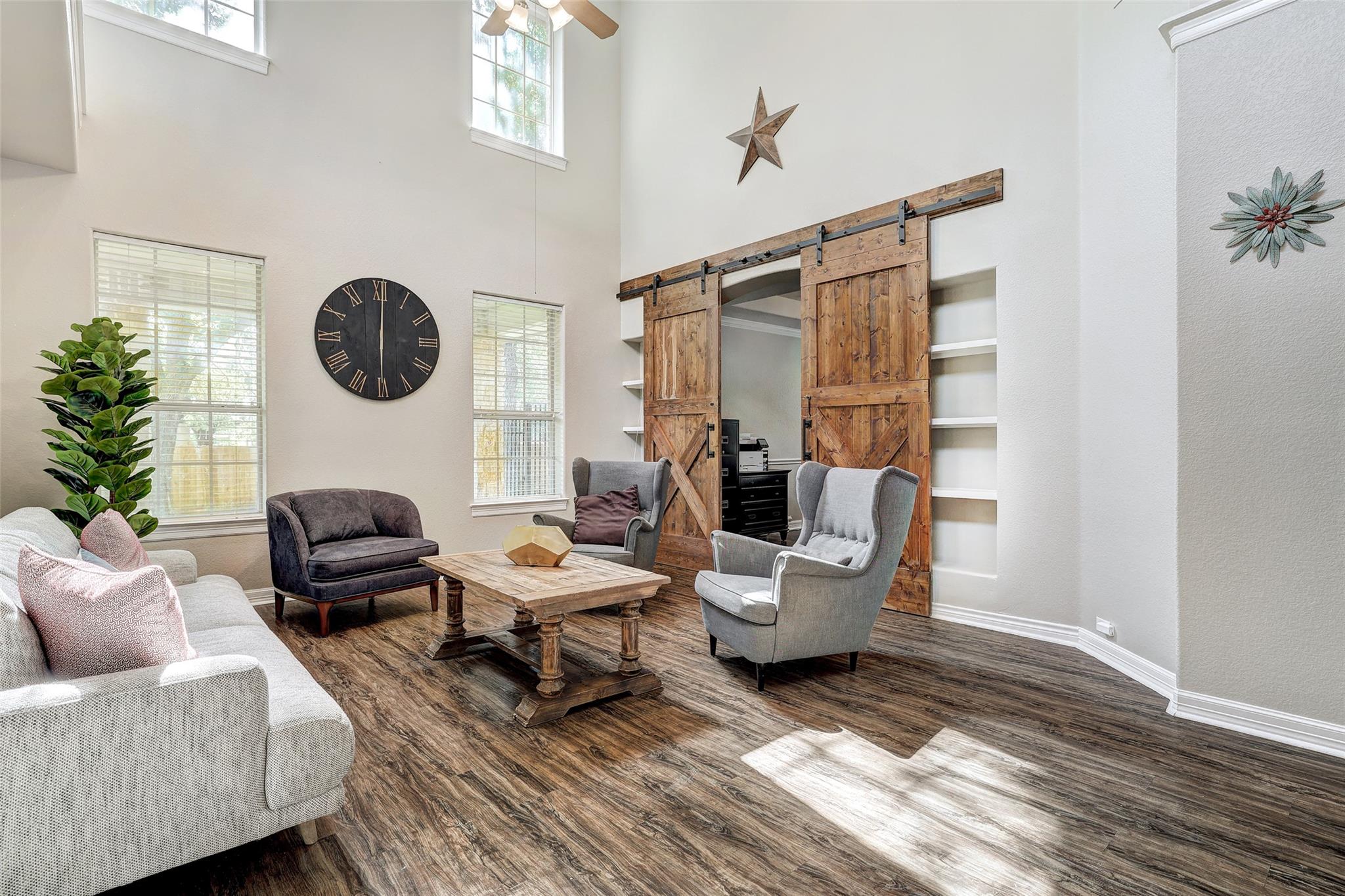 205 Del Aire CT