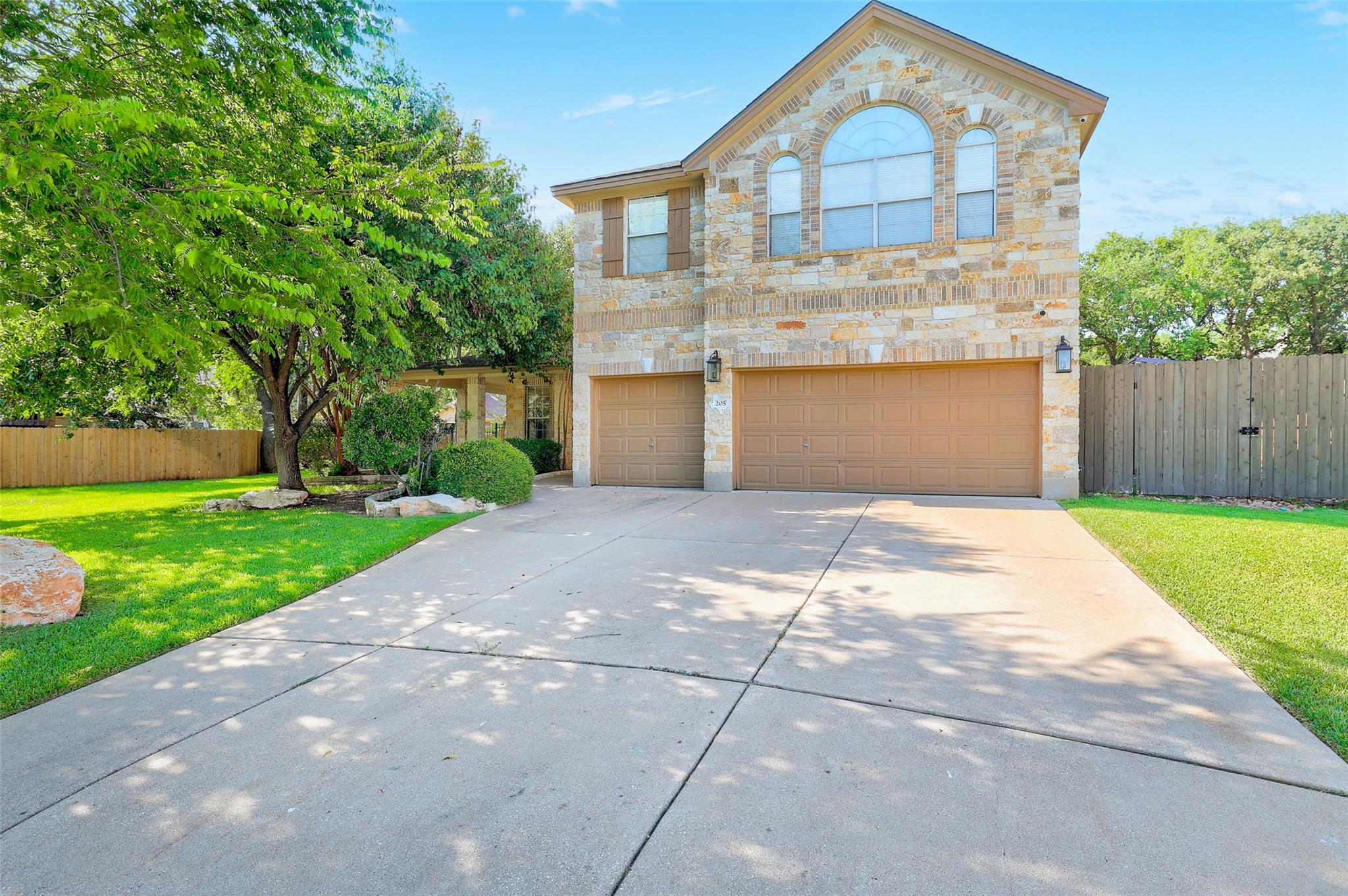 205 Del Aire CT
