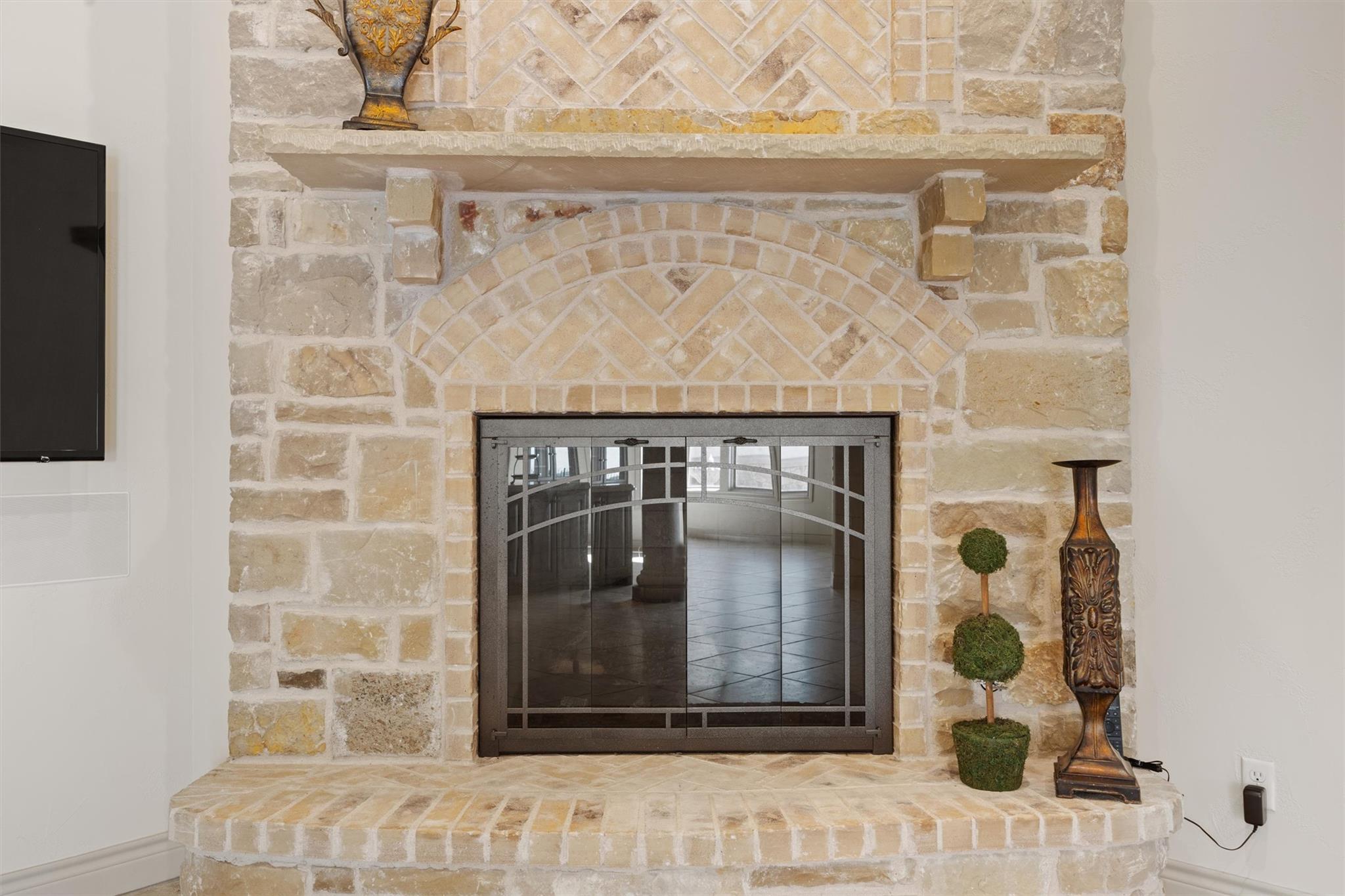 14502 Lund Carlson RD