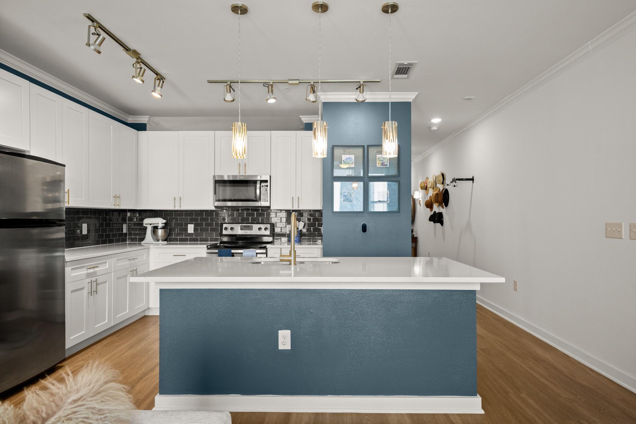 1900 Barton Springs RD # 3038