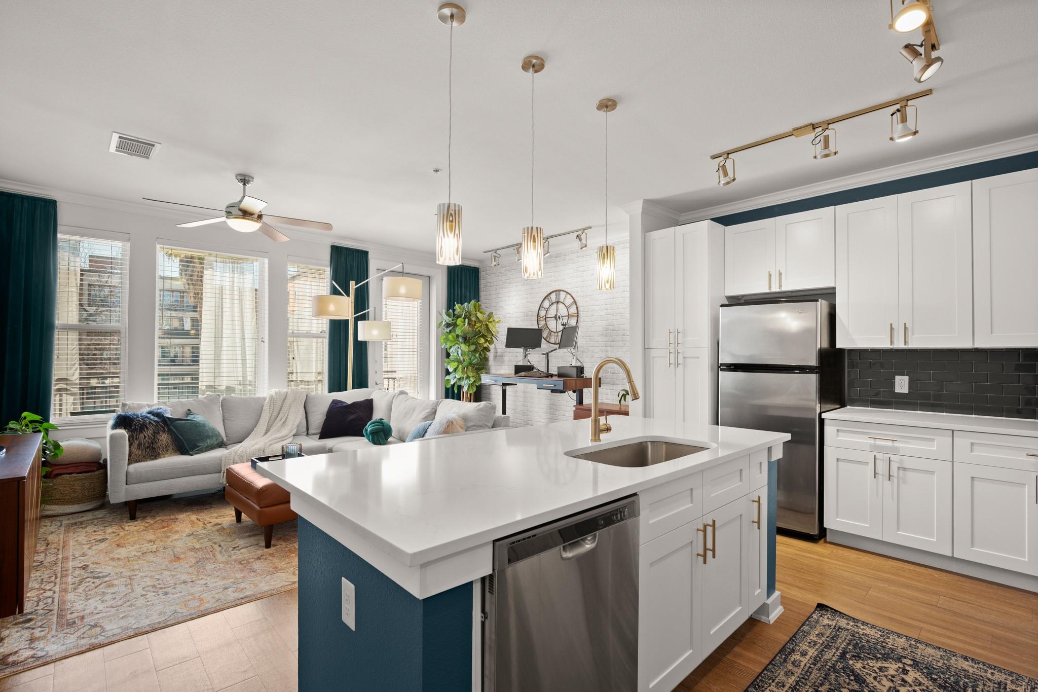 1900 Barton Springs RD # 3038