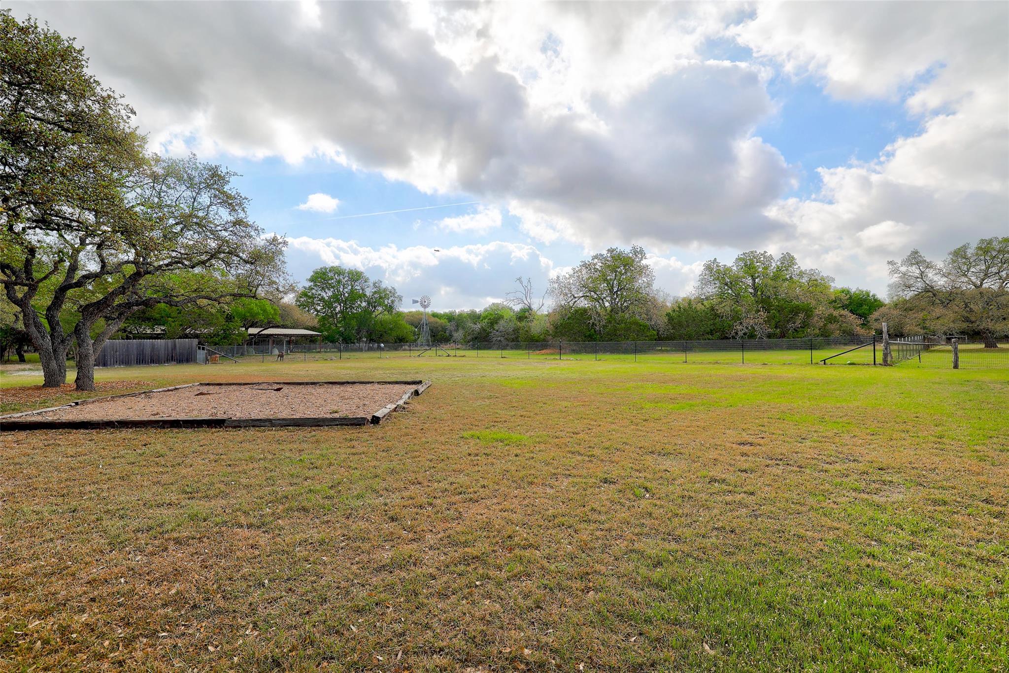 426 Logan Ranch RD