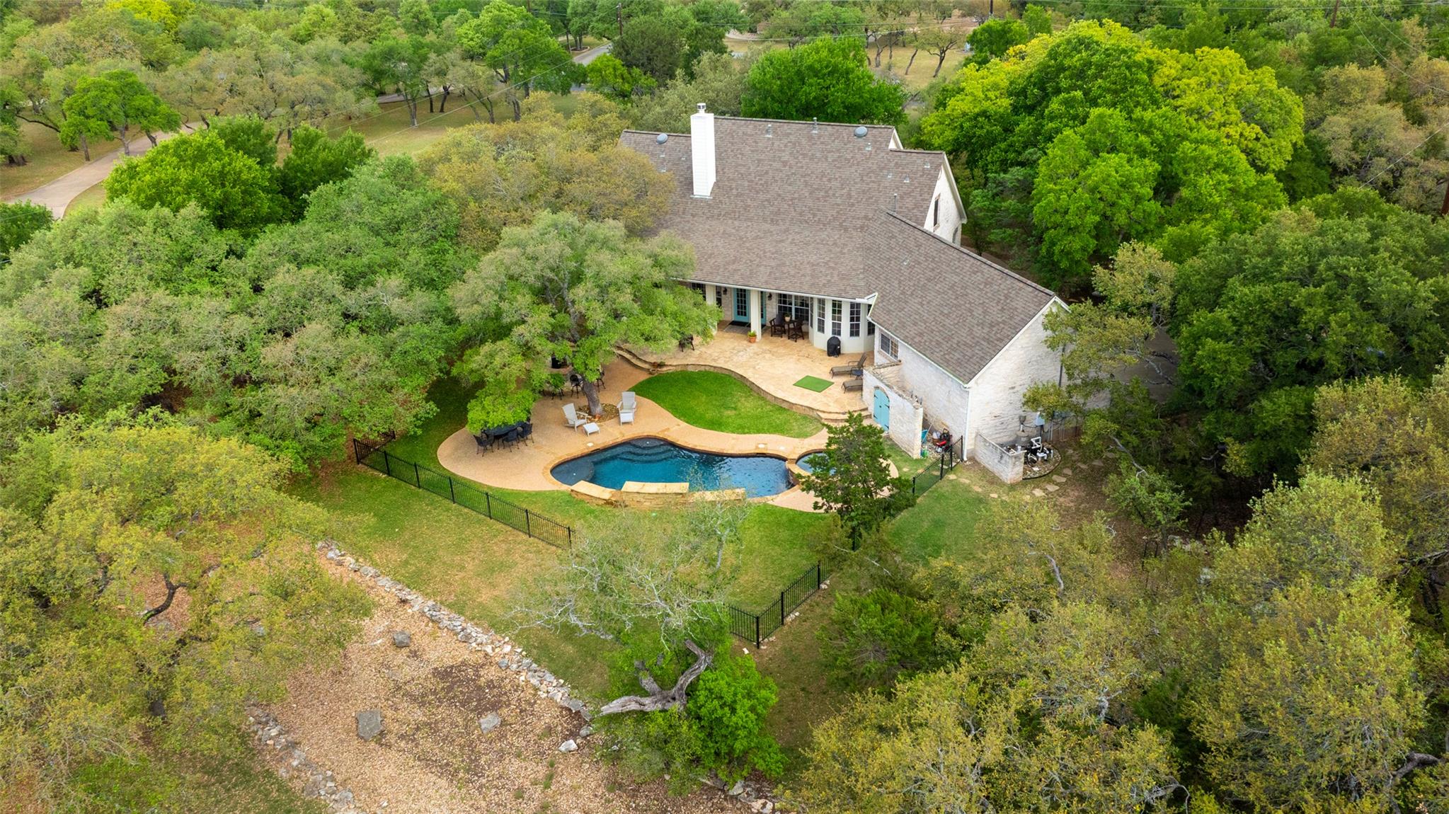 426 Logan Ranch RD