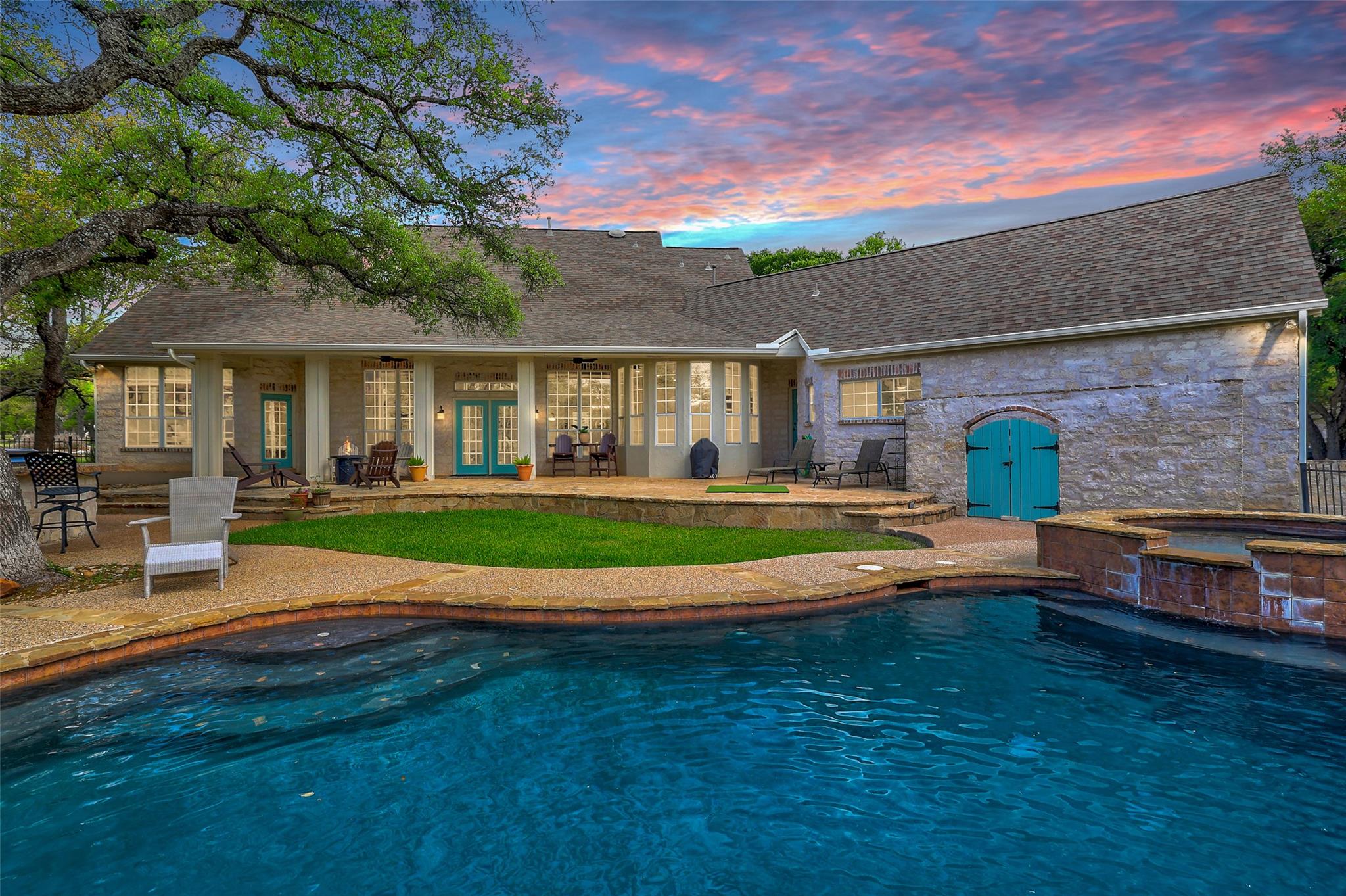 426 Logan Ranch RD