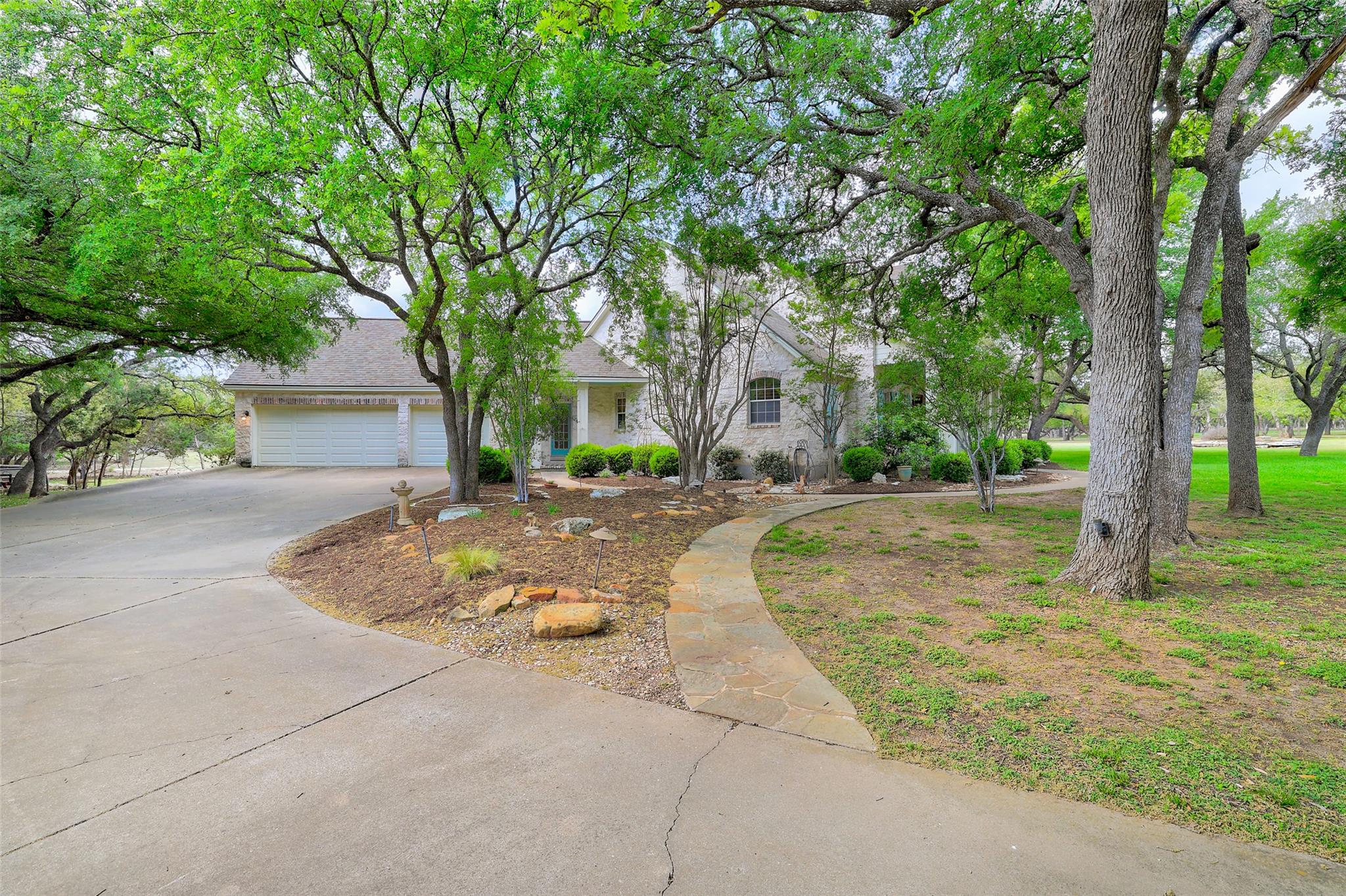 426 Logan Ranch RD