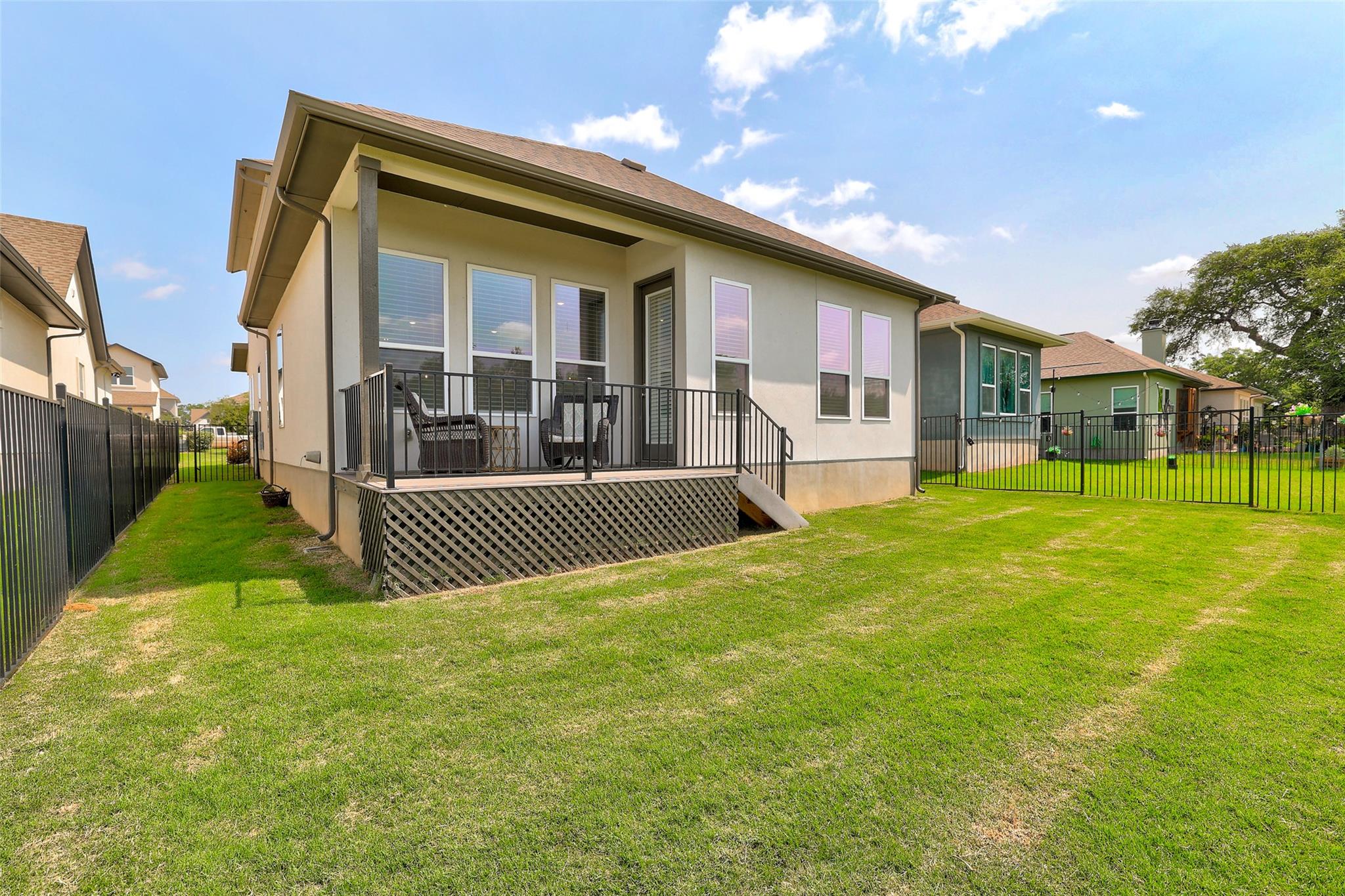 645 Treaty Oak DR