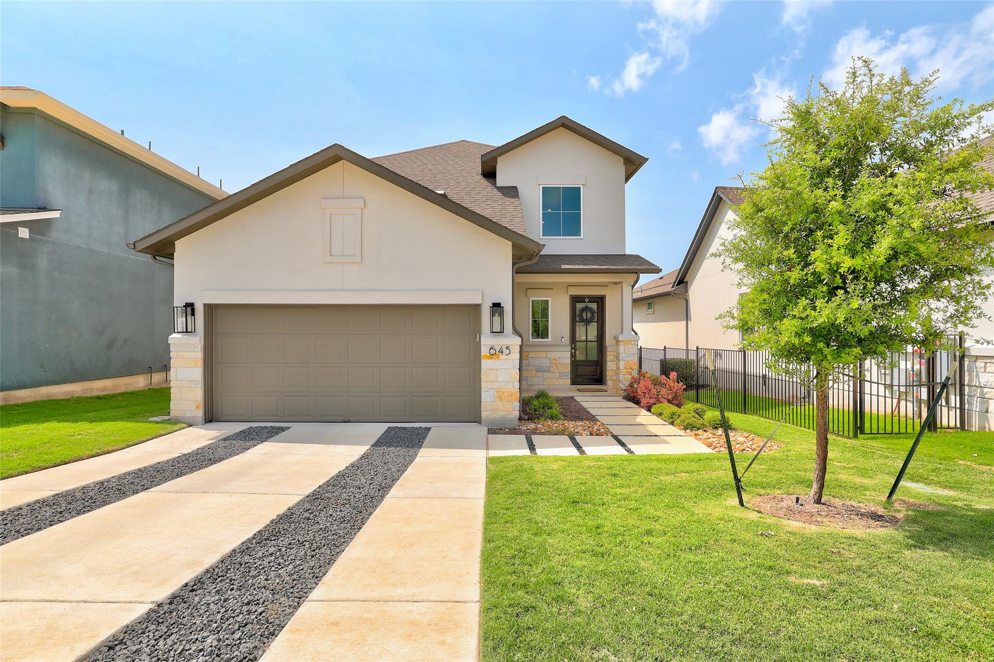 645 Treaty Oak DR