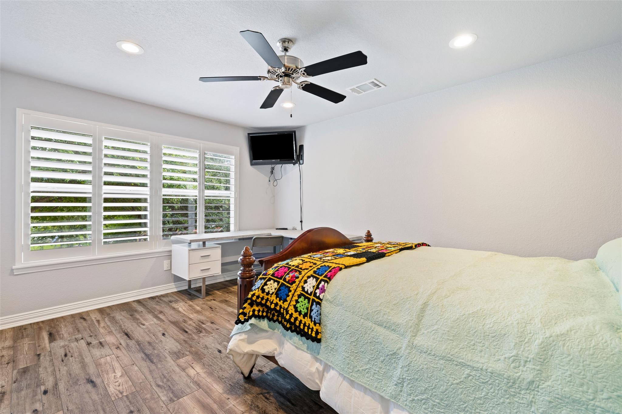 134 Prairie Springs CV