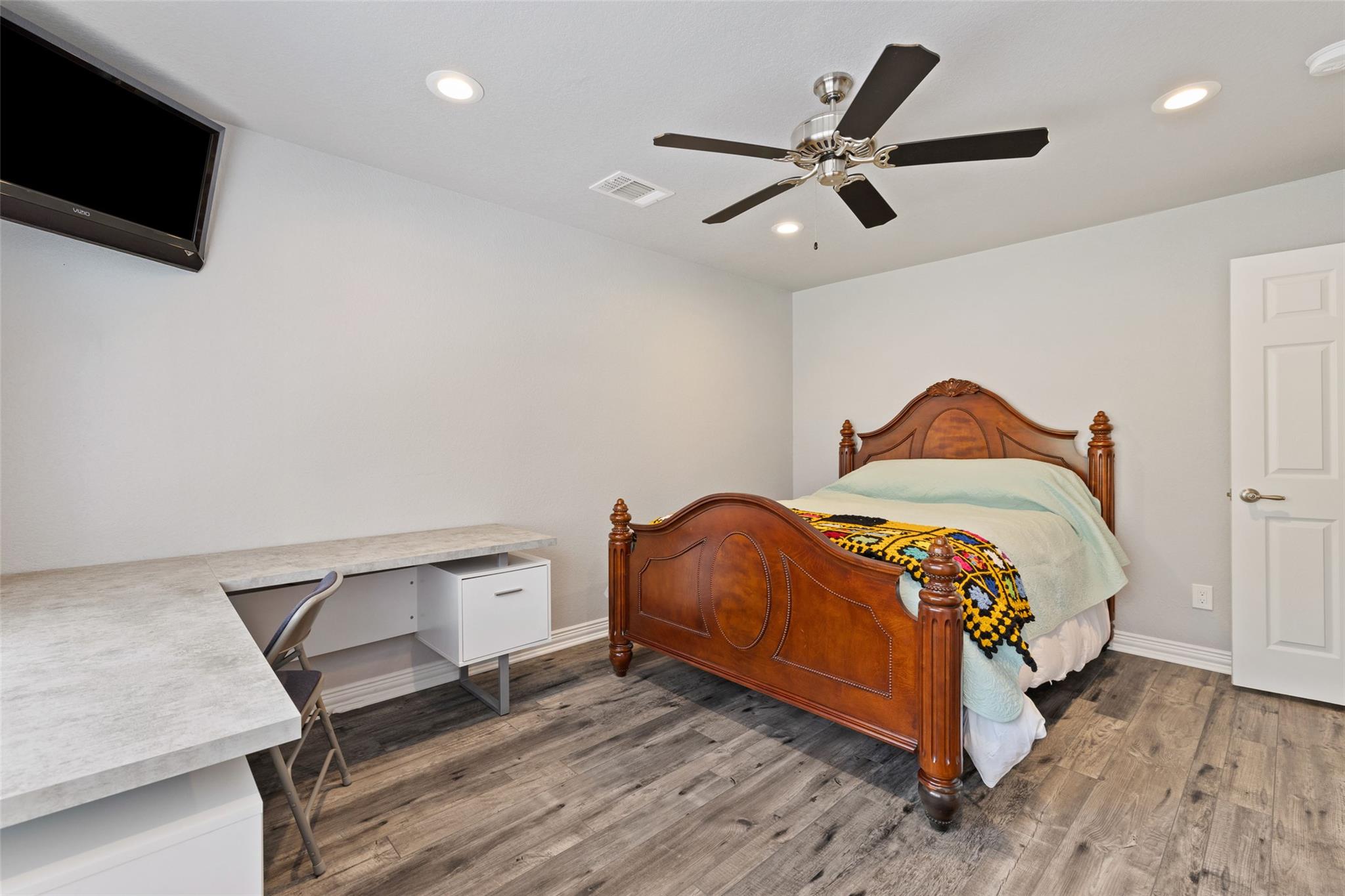 134 Prairie Springs CV