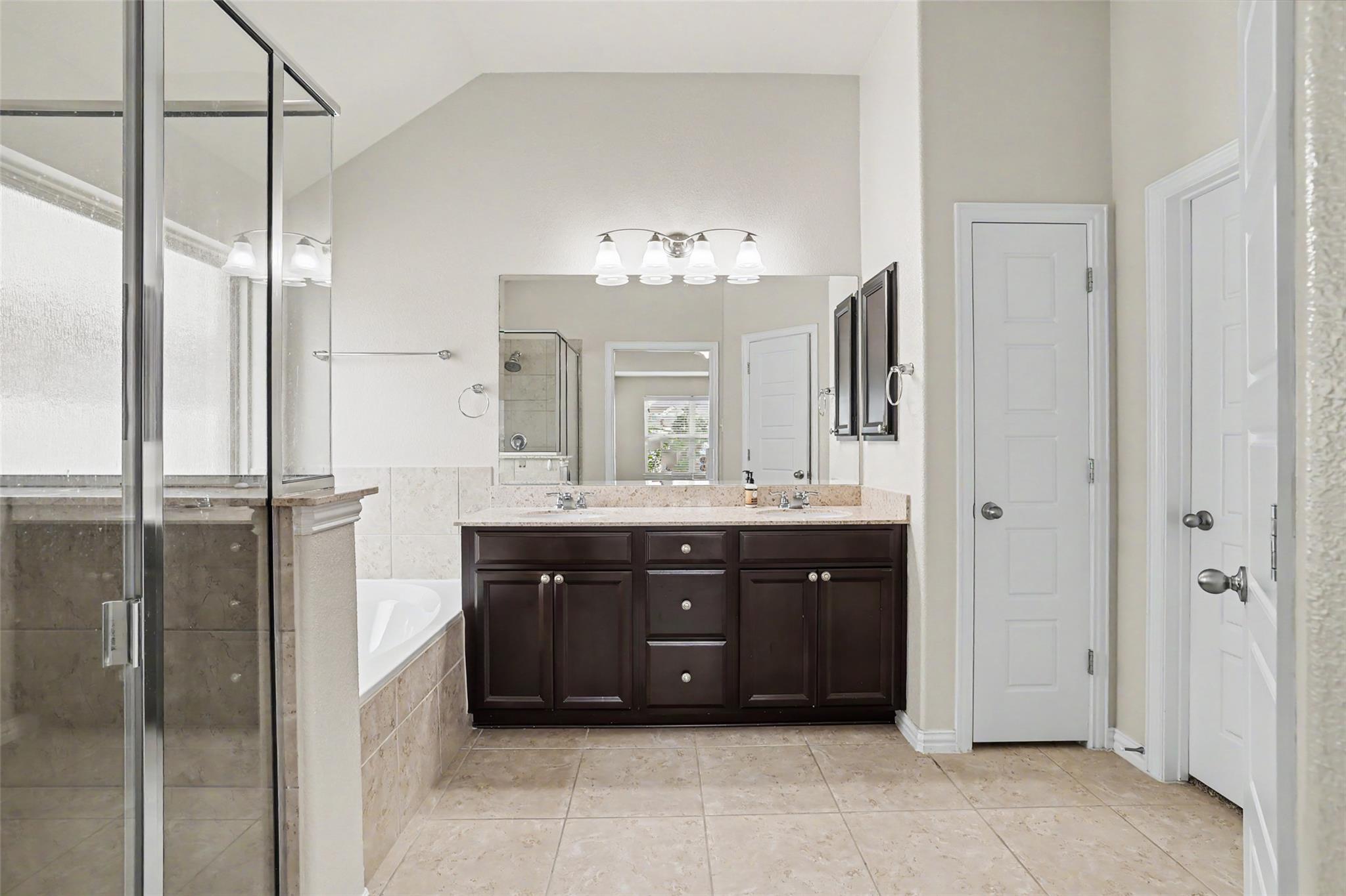 19805 Grail Hollows CV