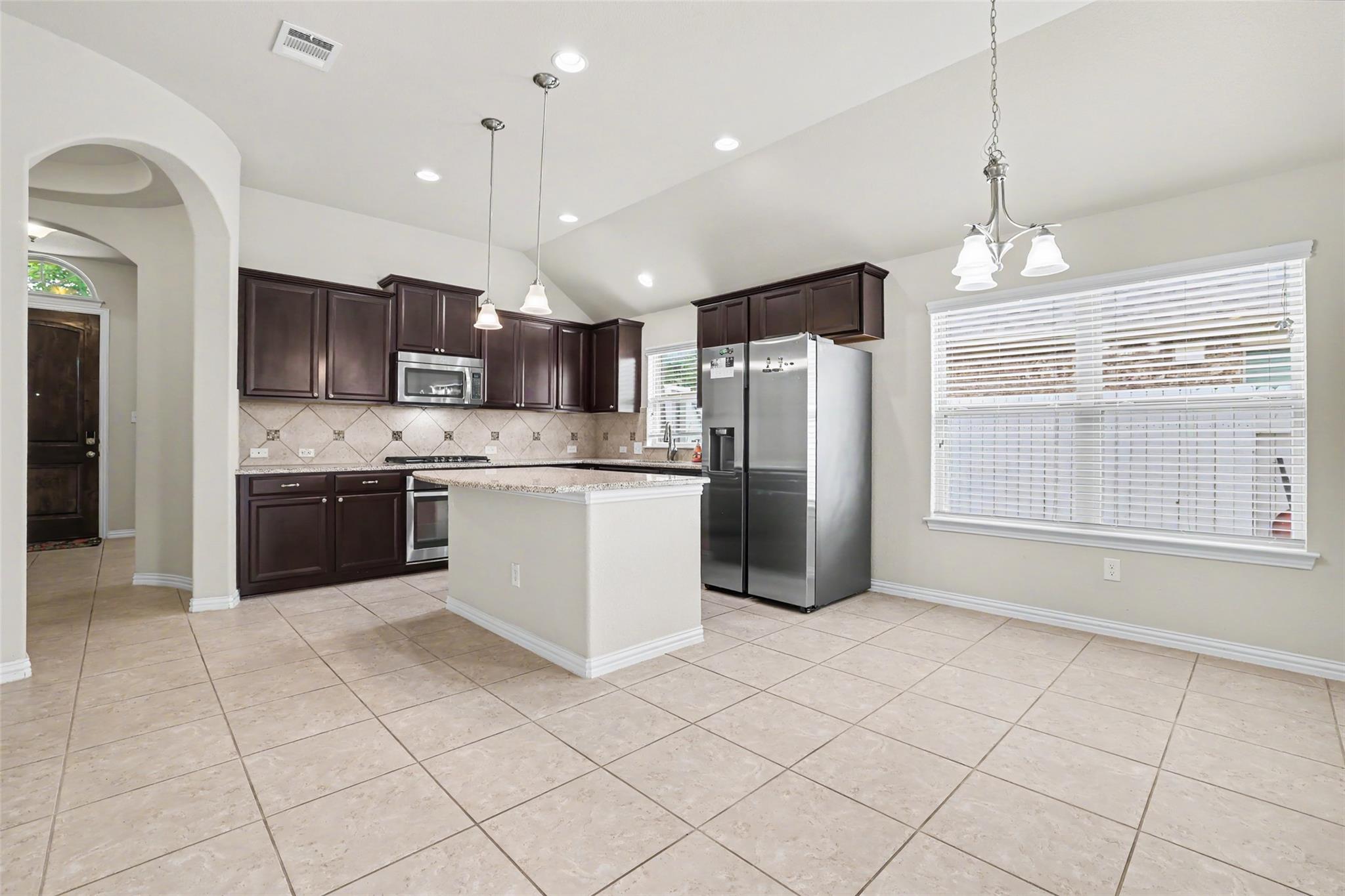 19805 Grail Hollows CV