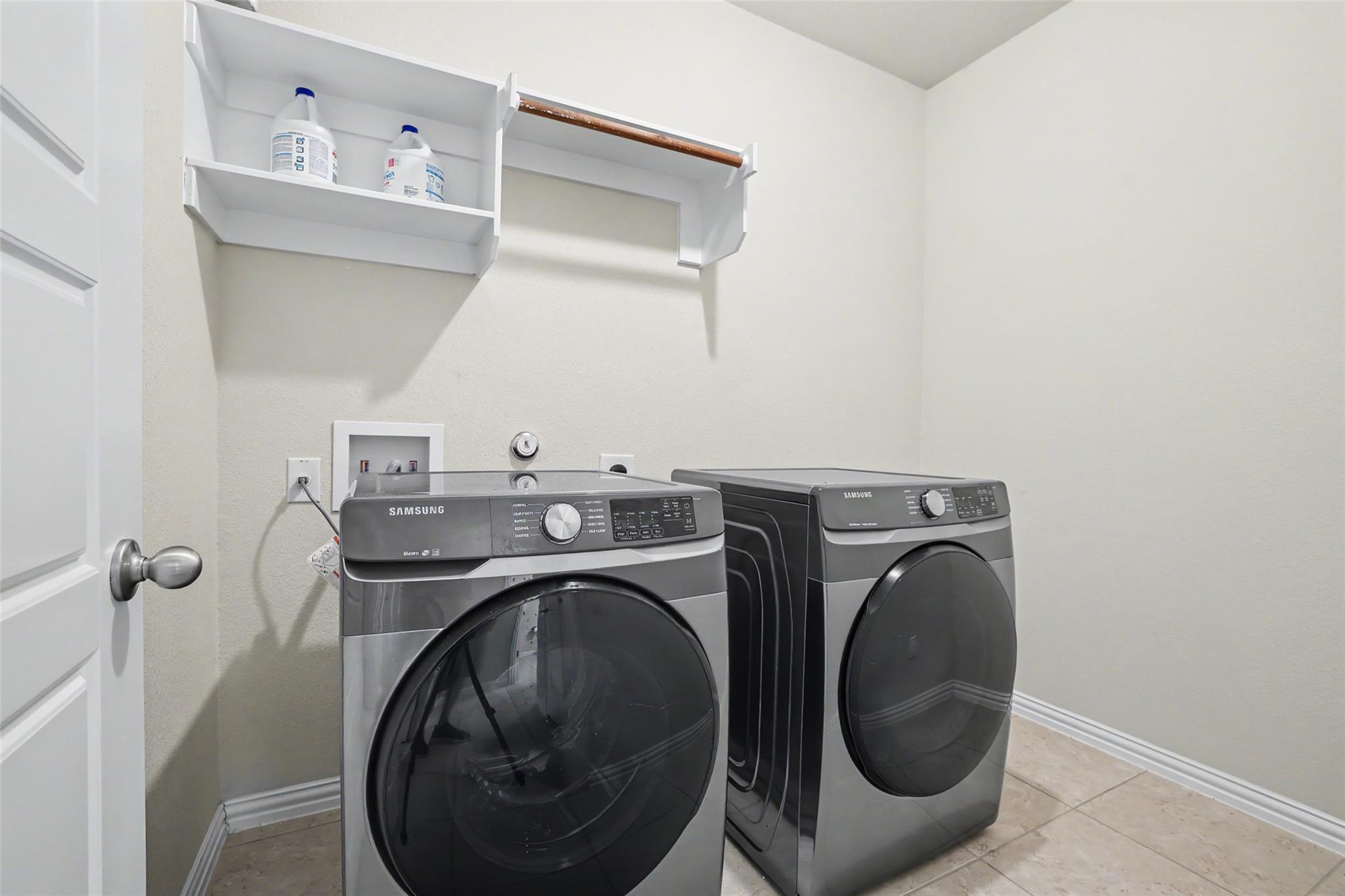 19805 Grail Hollows CV