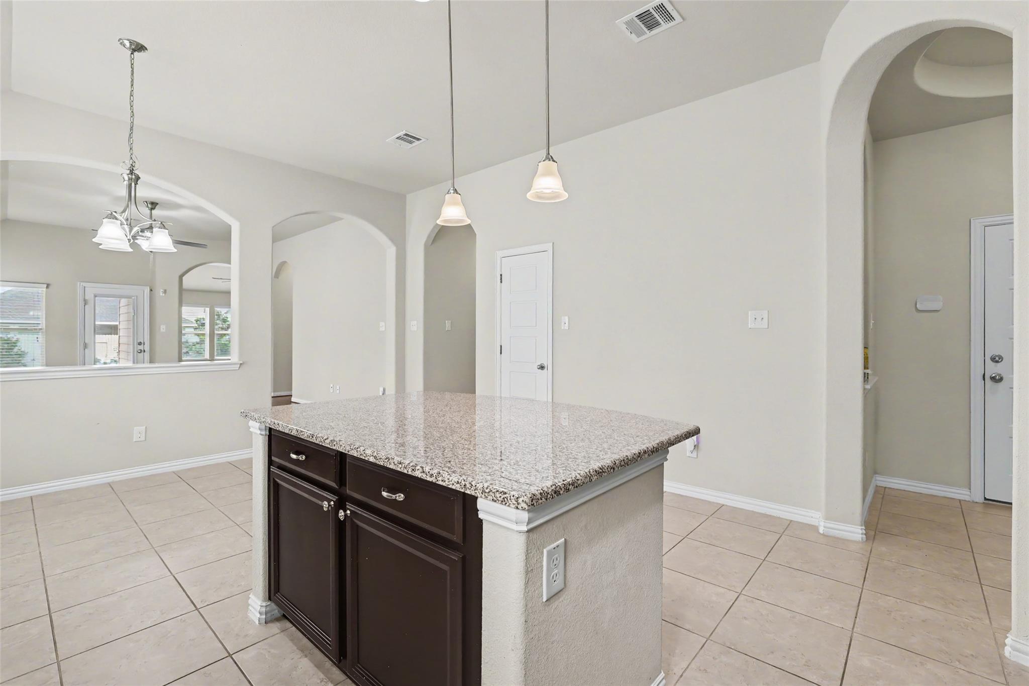 19805 Grail Hollows CV