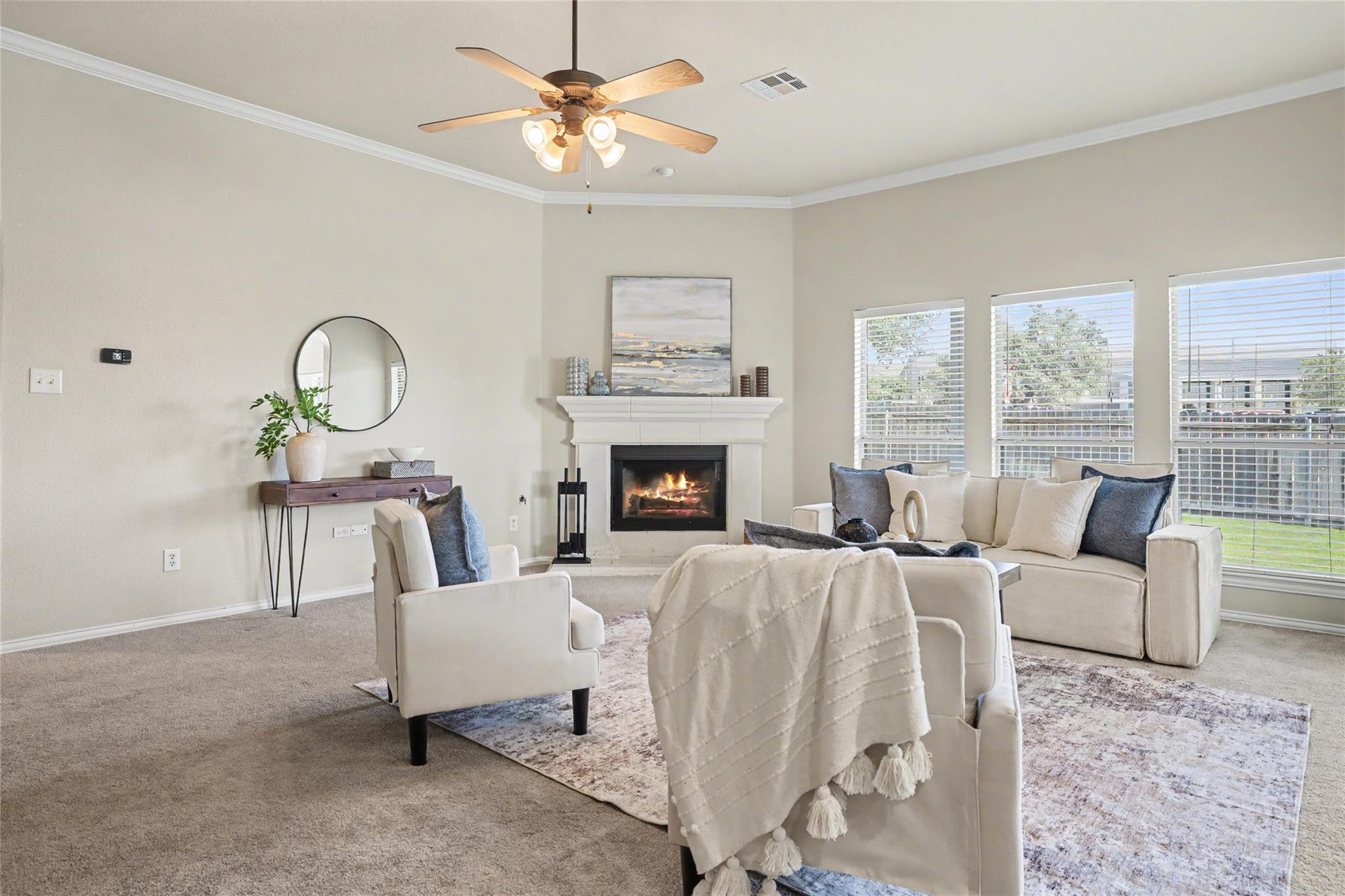 903 Madrone DR
