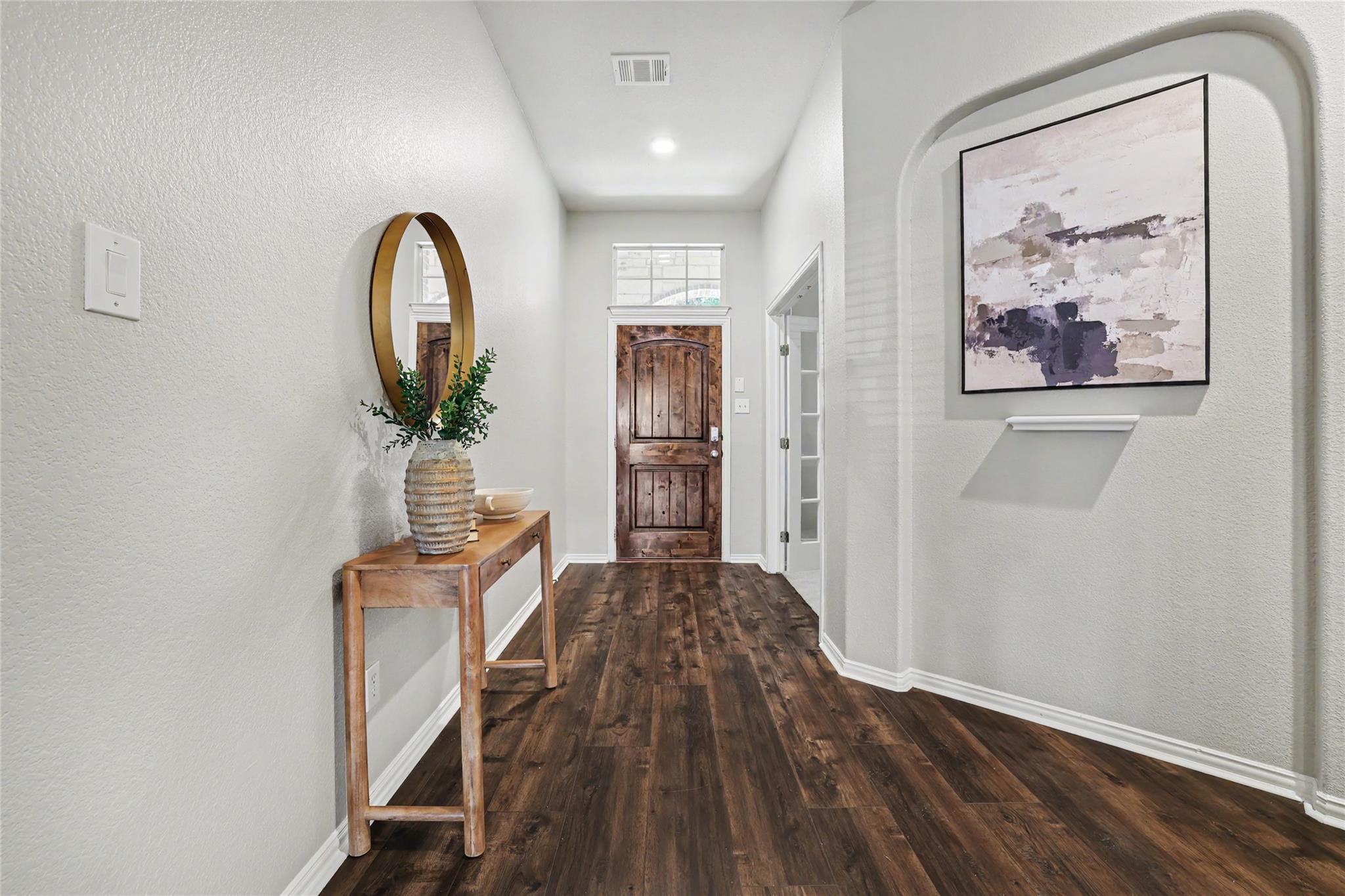 903 Madrone DR