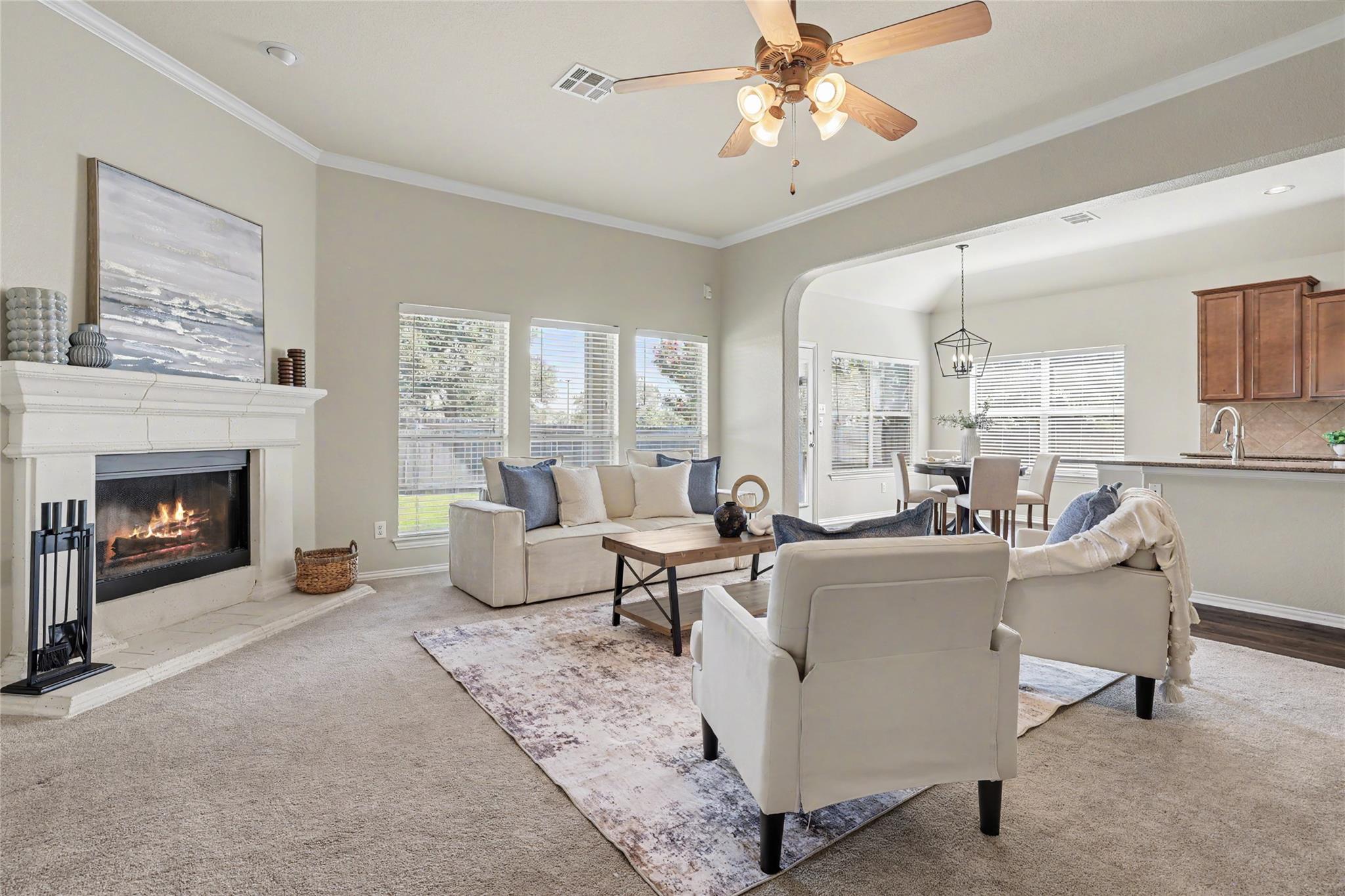 903 Madrone DR
