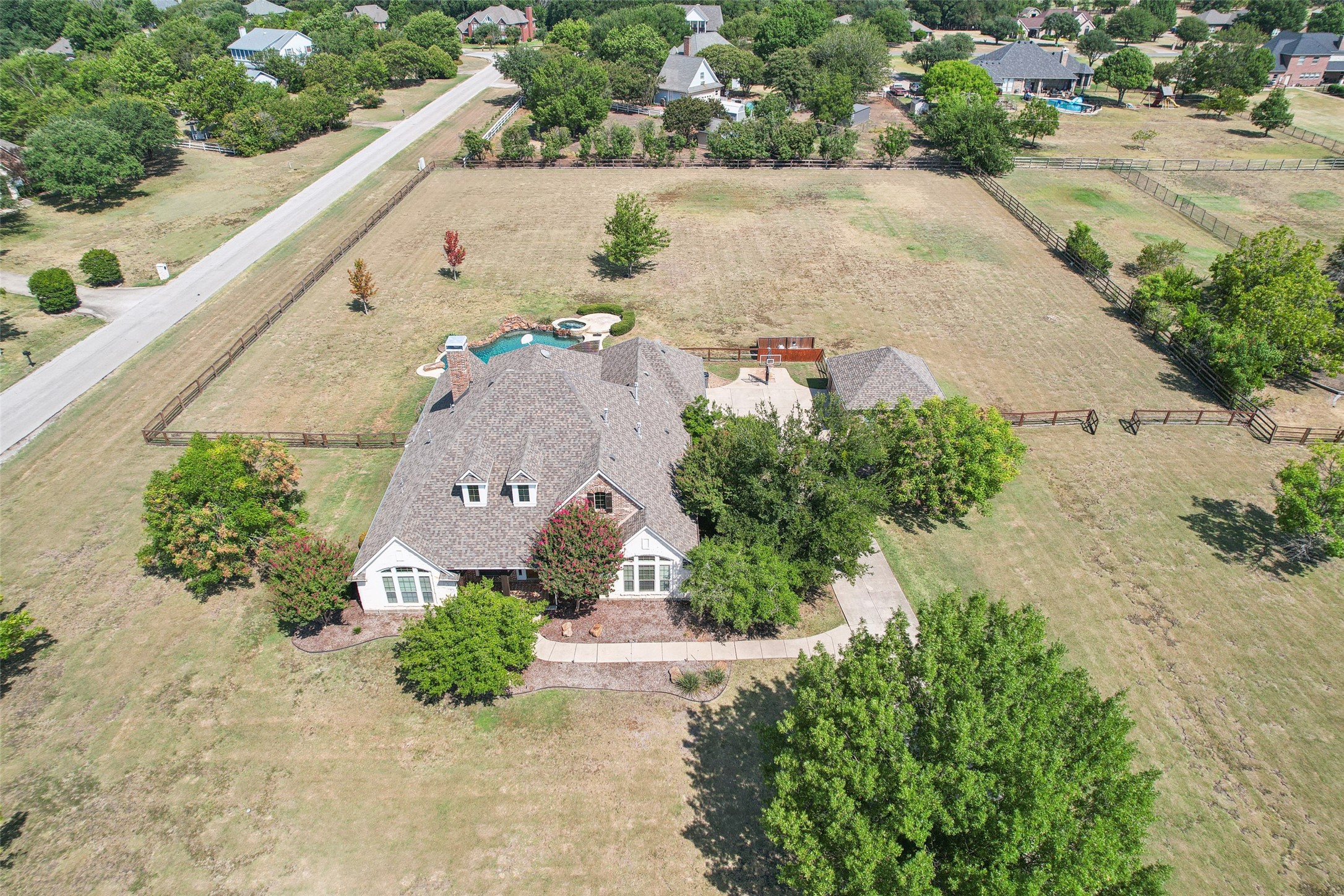 1 Meadowcreek Drive