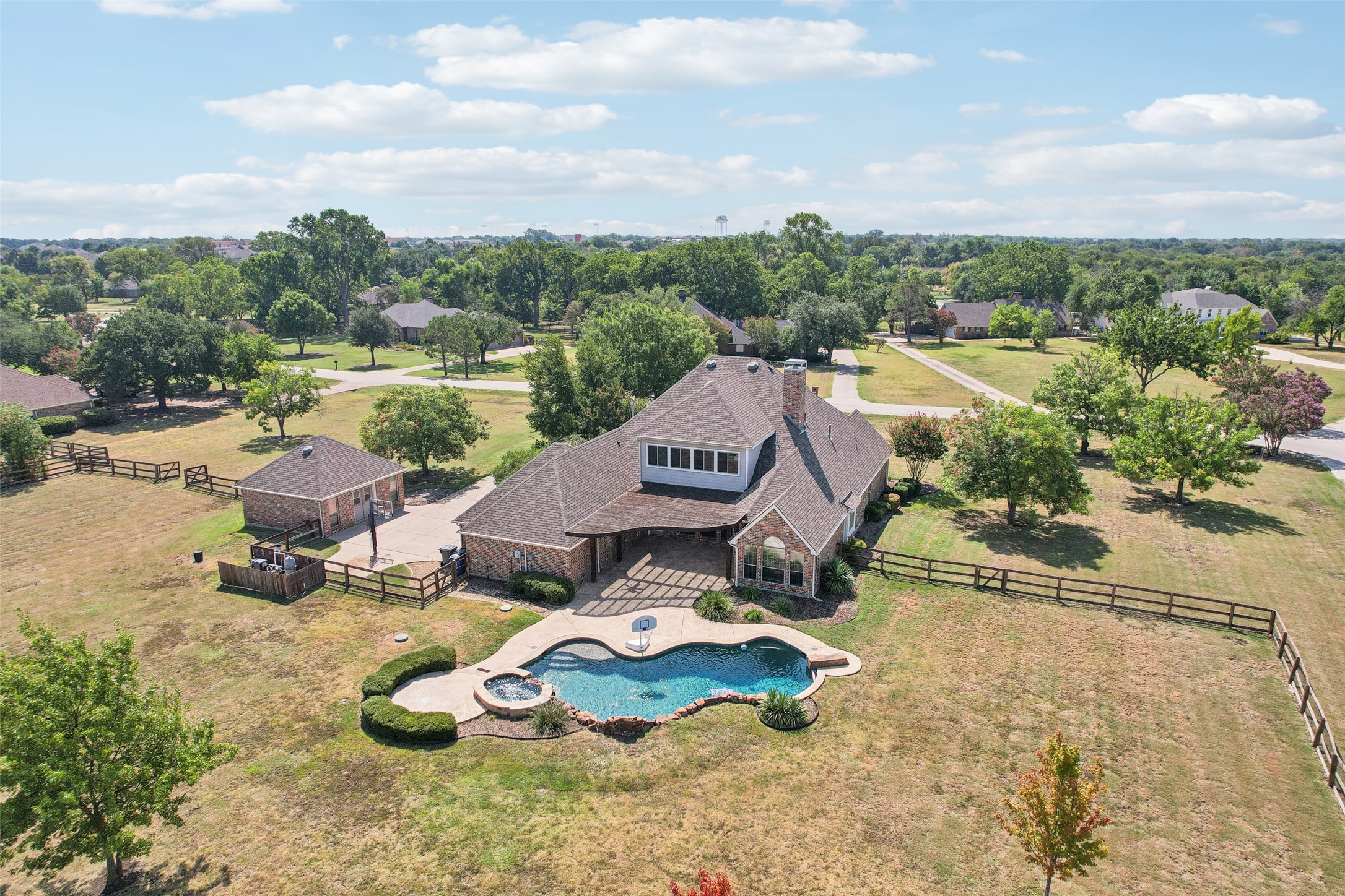 1 Meadowcreek Drive