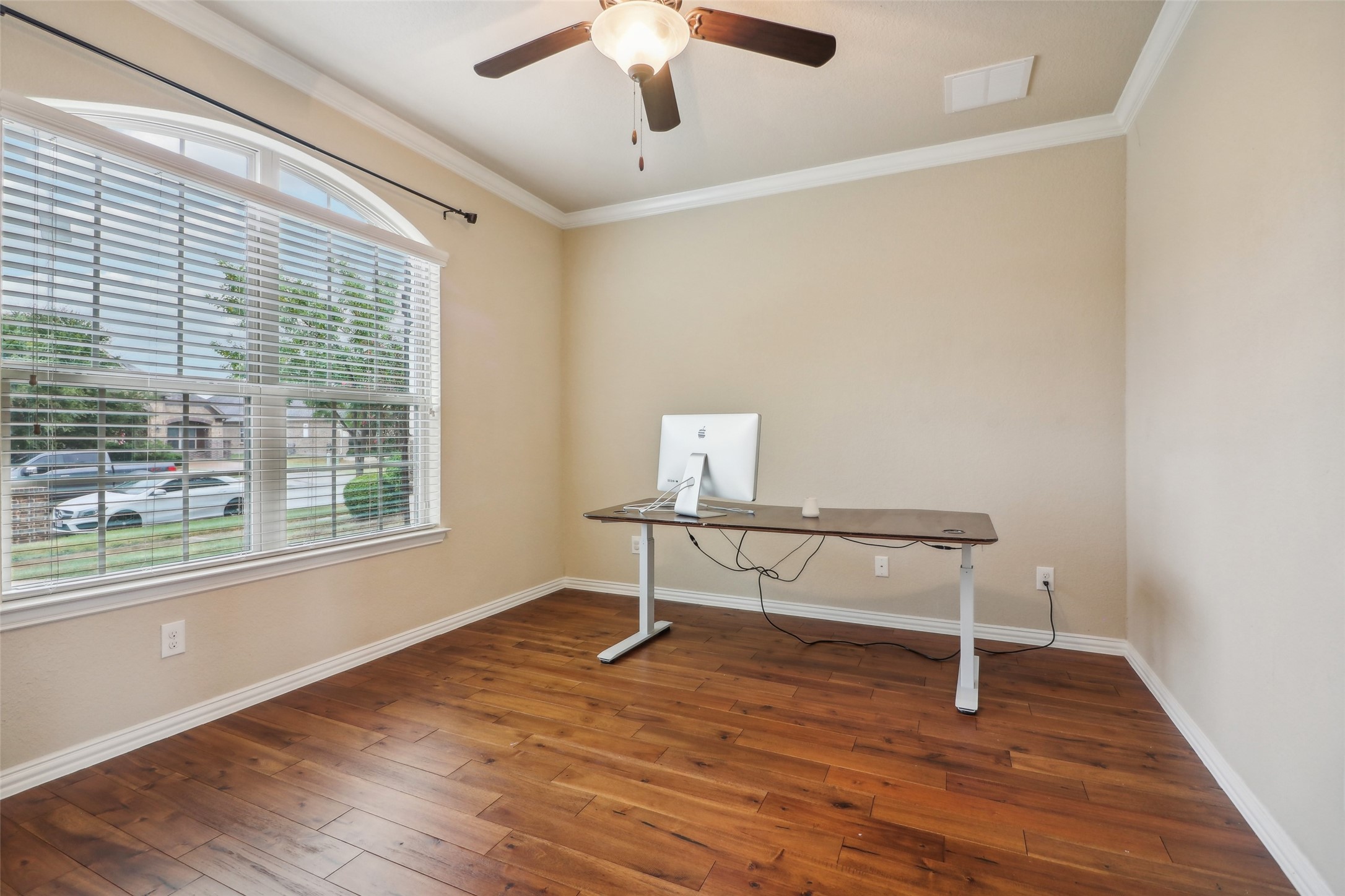 9551 Corinth Lane