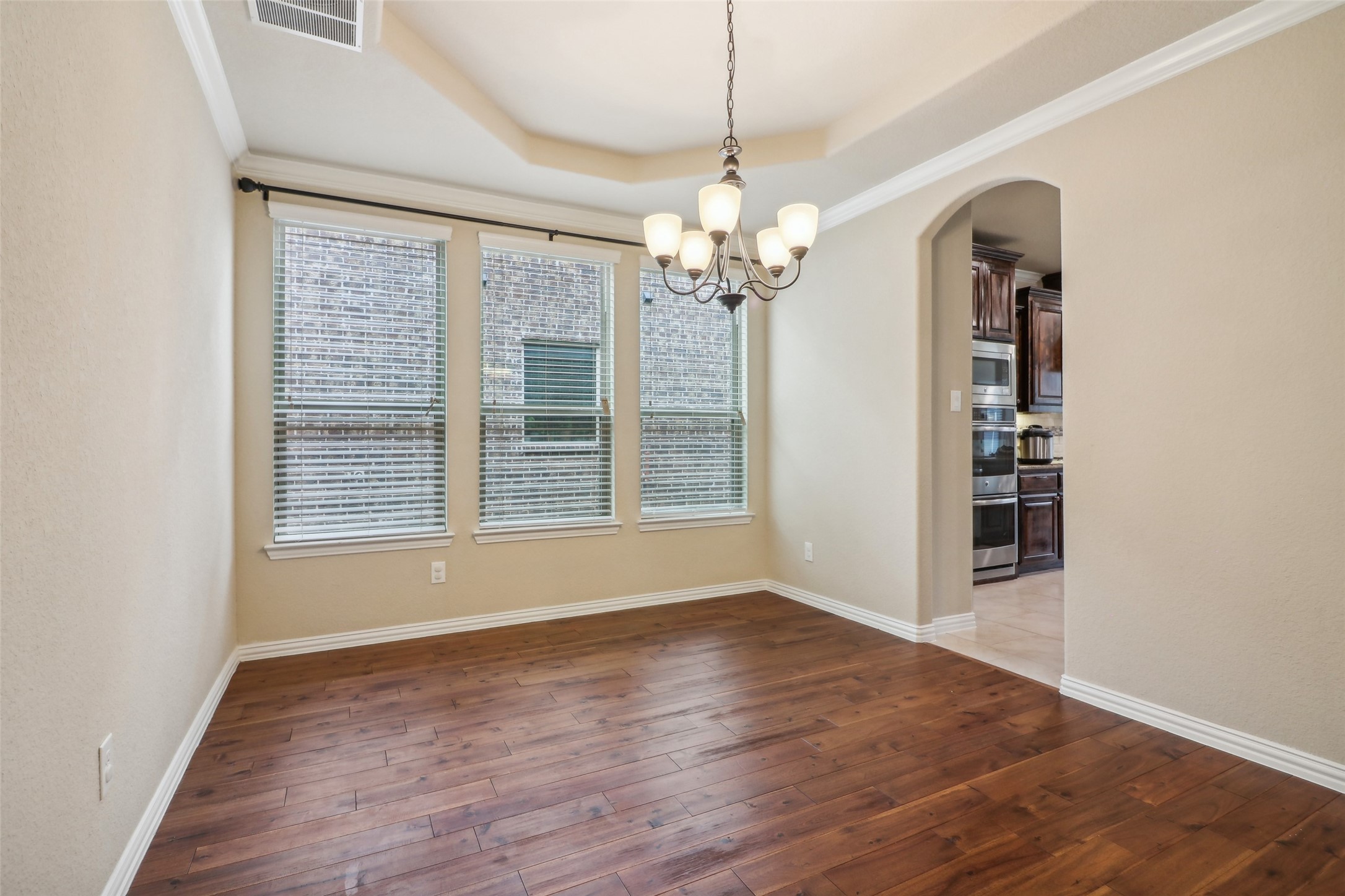 9551 Corinth Lane