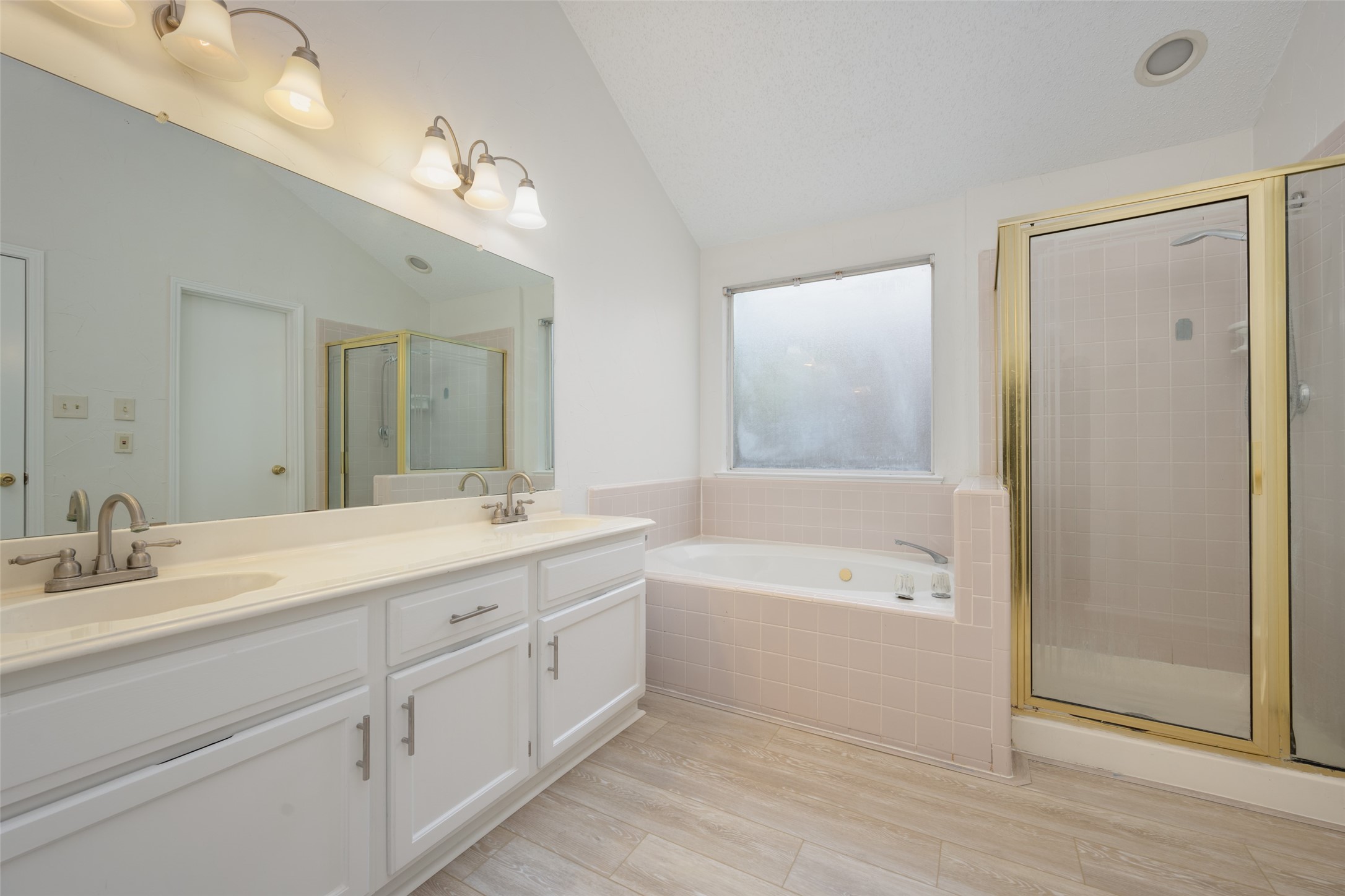 2405 Westview Trail