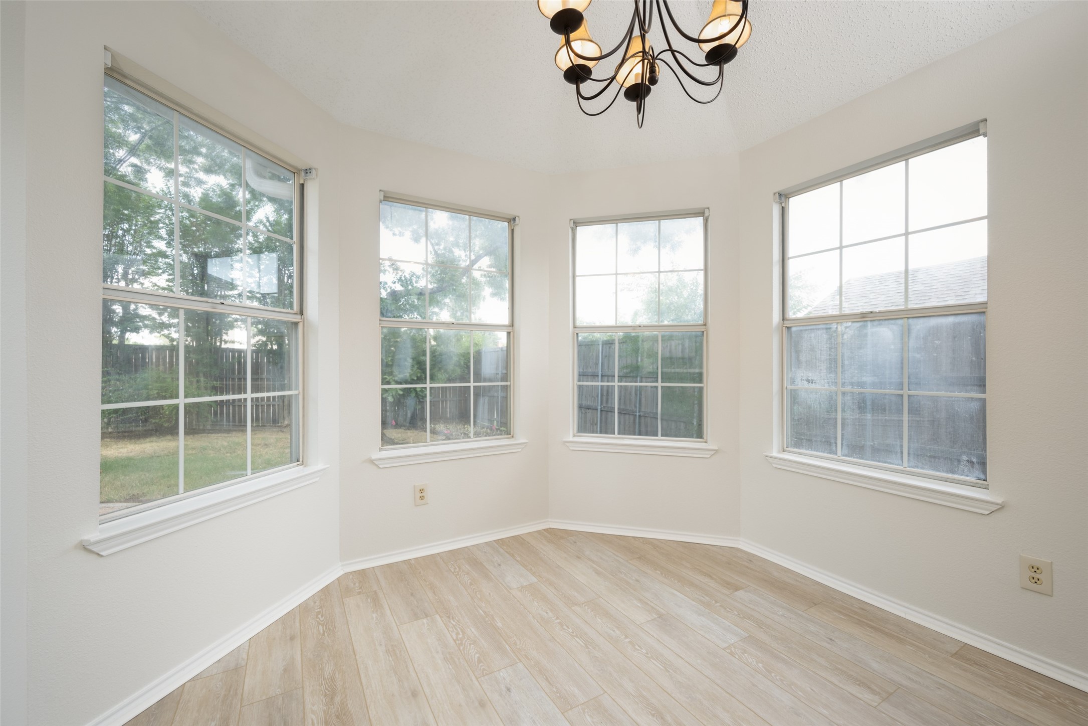 2405 Westview Trail