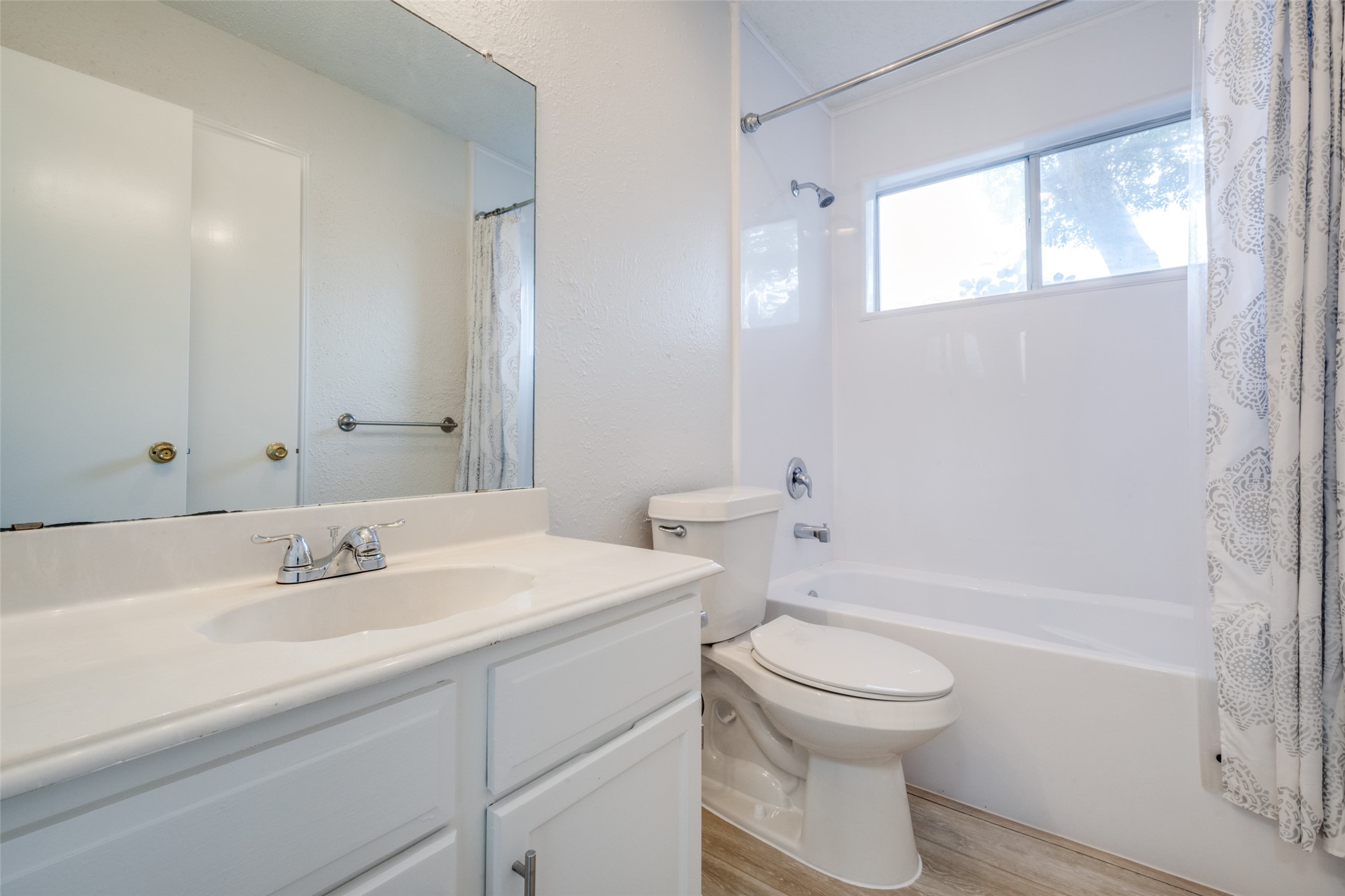 2405 Westview Trail