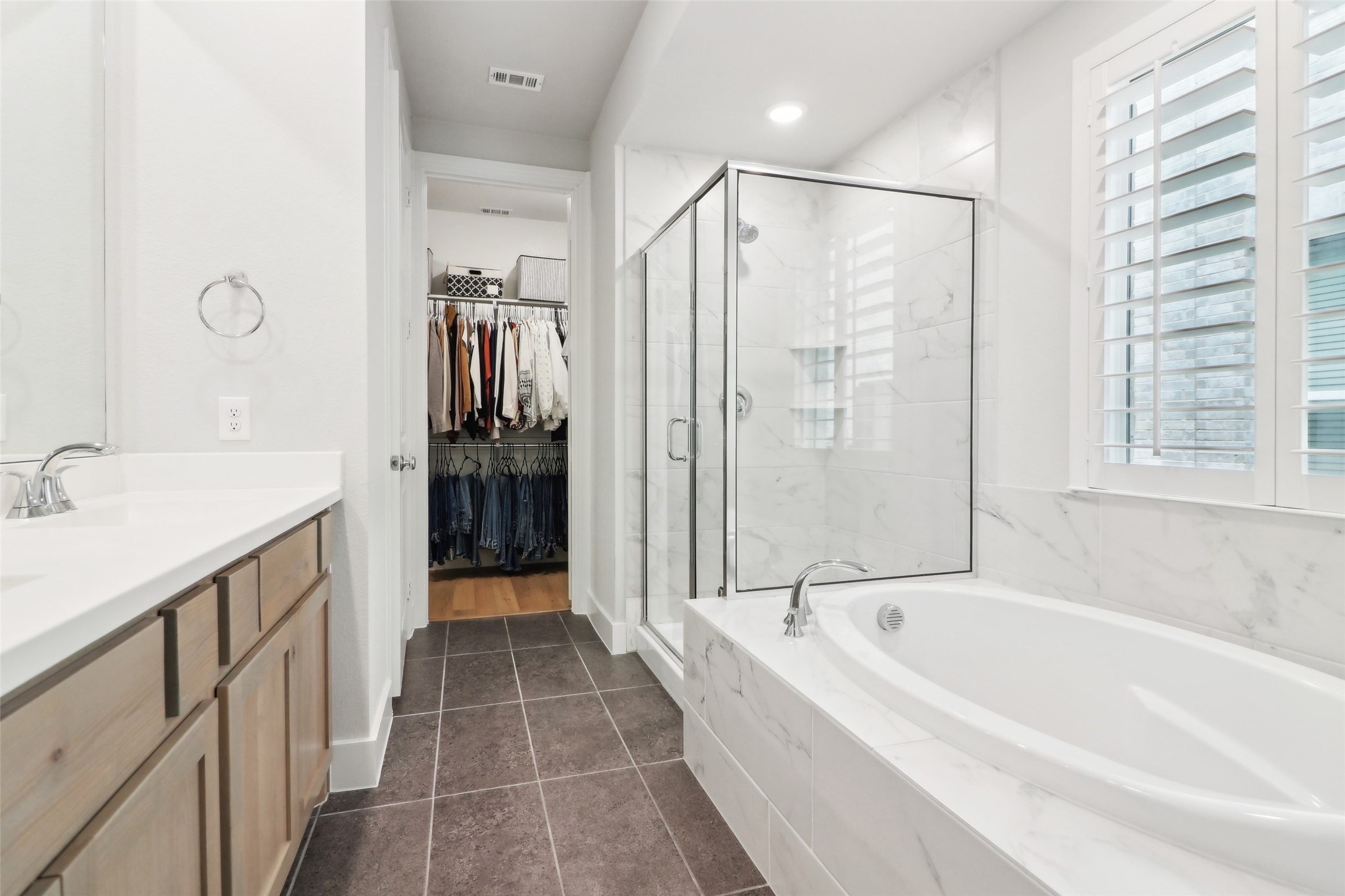 8128 Legacy Trail