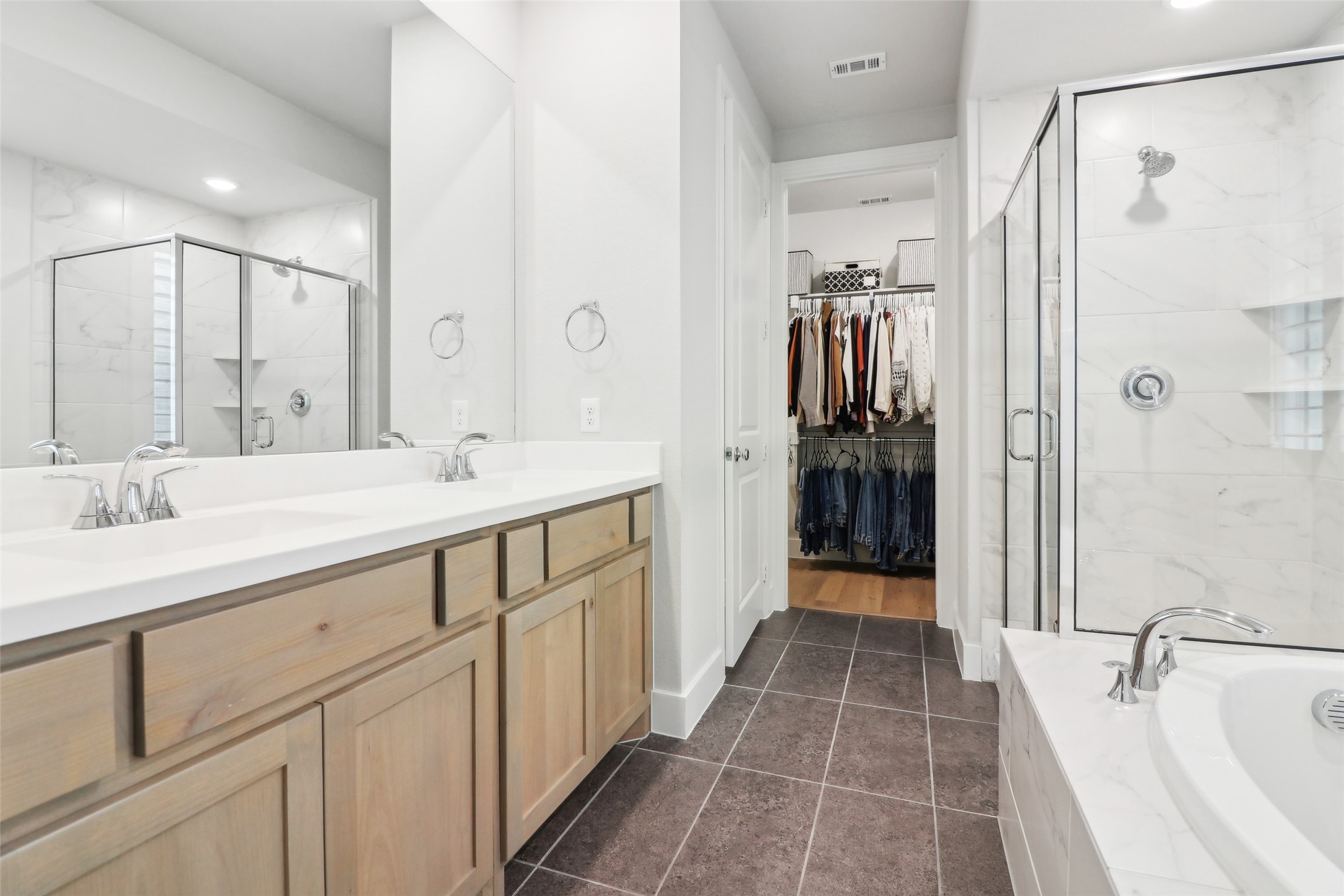 8128 Legacy Trail