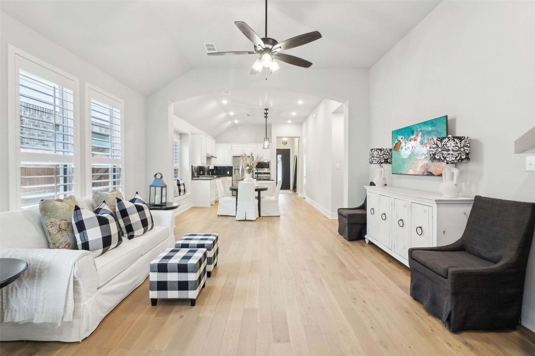 8128 Legacy Trail