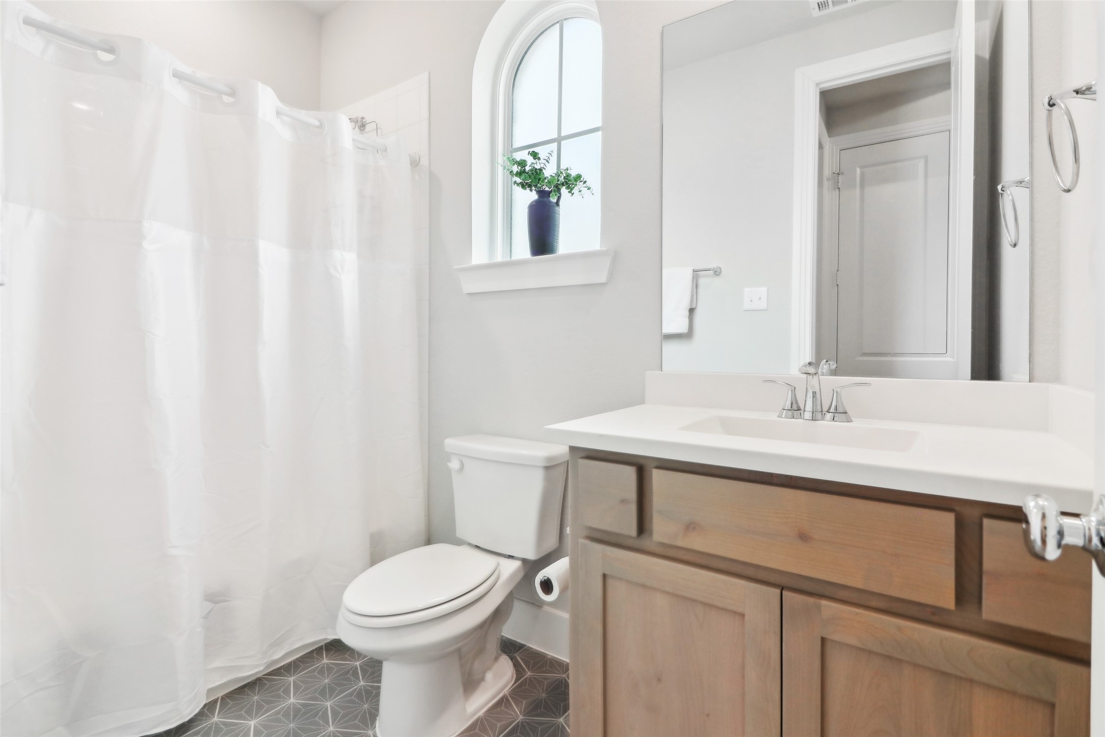 8128 Legacy Trail