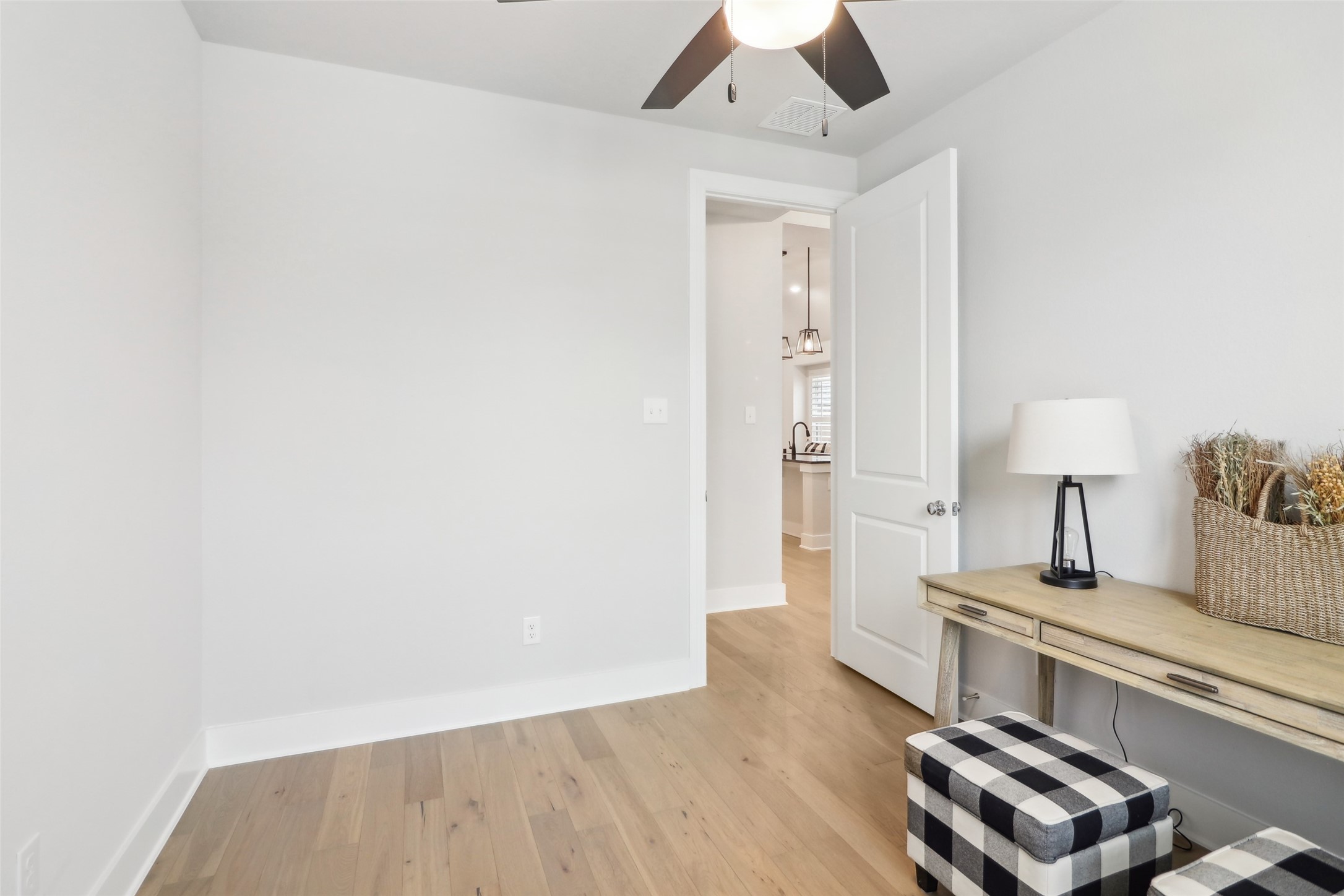 8128 Legacy Trail