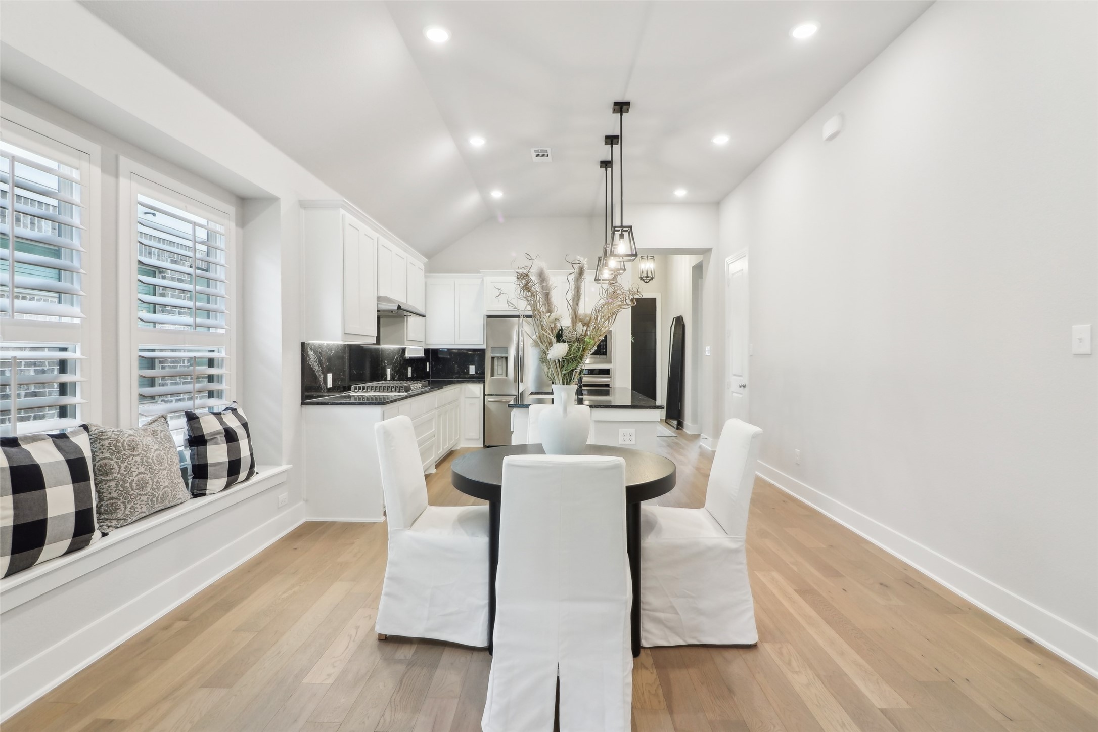 8128 Legacy Trail