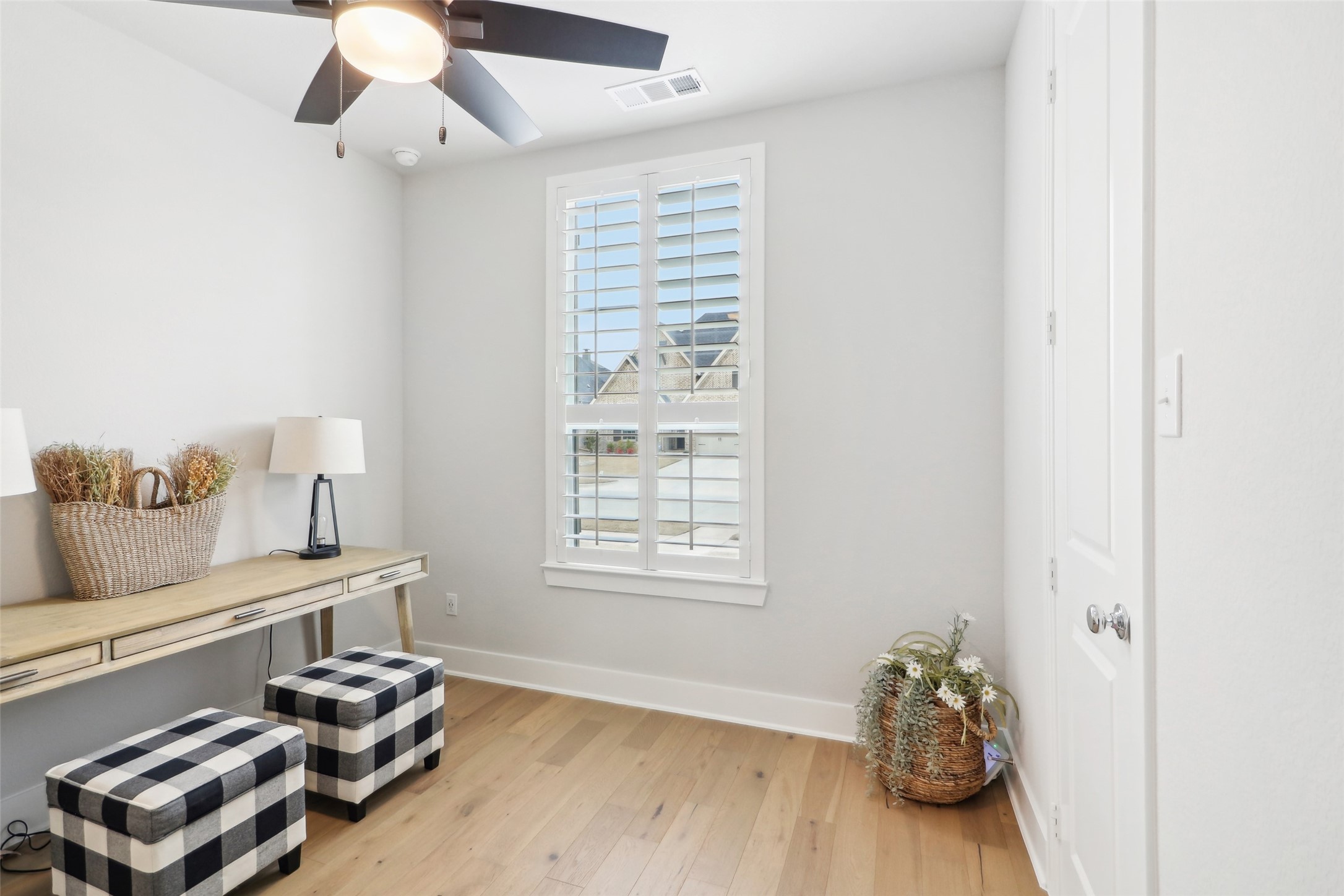 8128 Legacy Trail