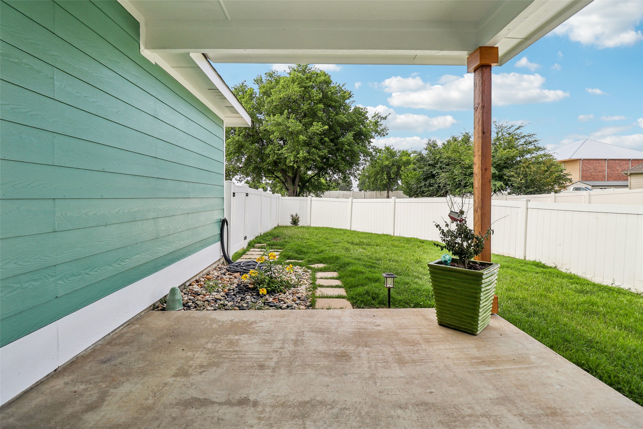 1110 Chattahoochee Drive