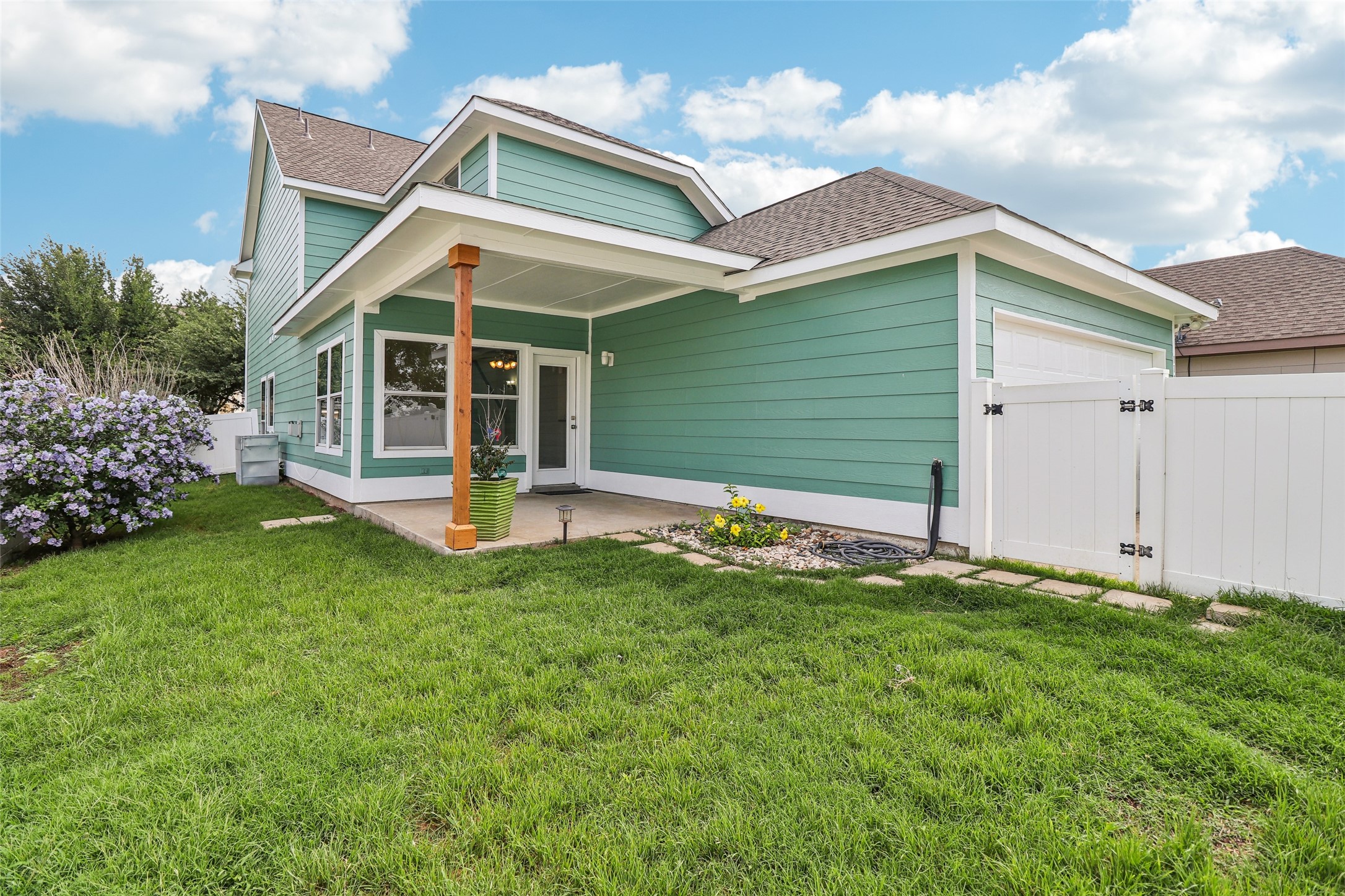 1110 Chattahoochee Drive