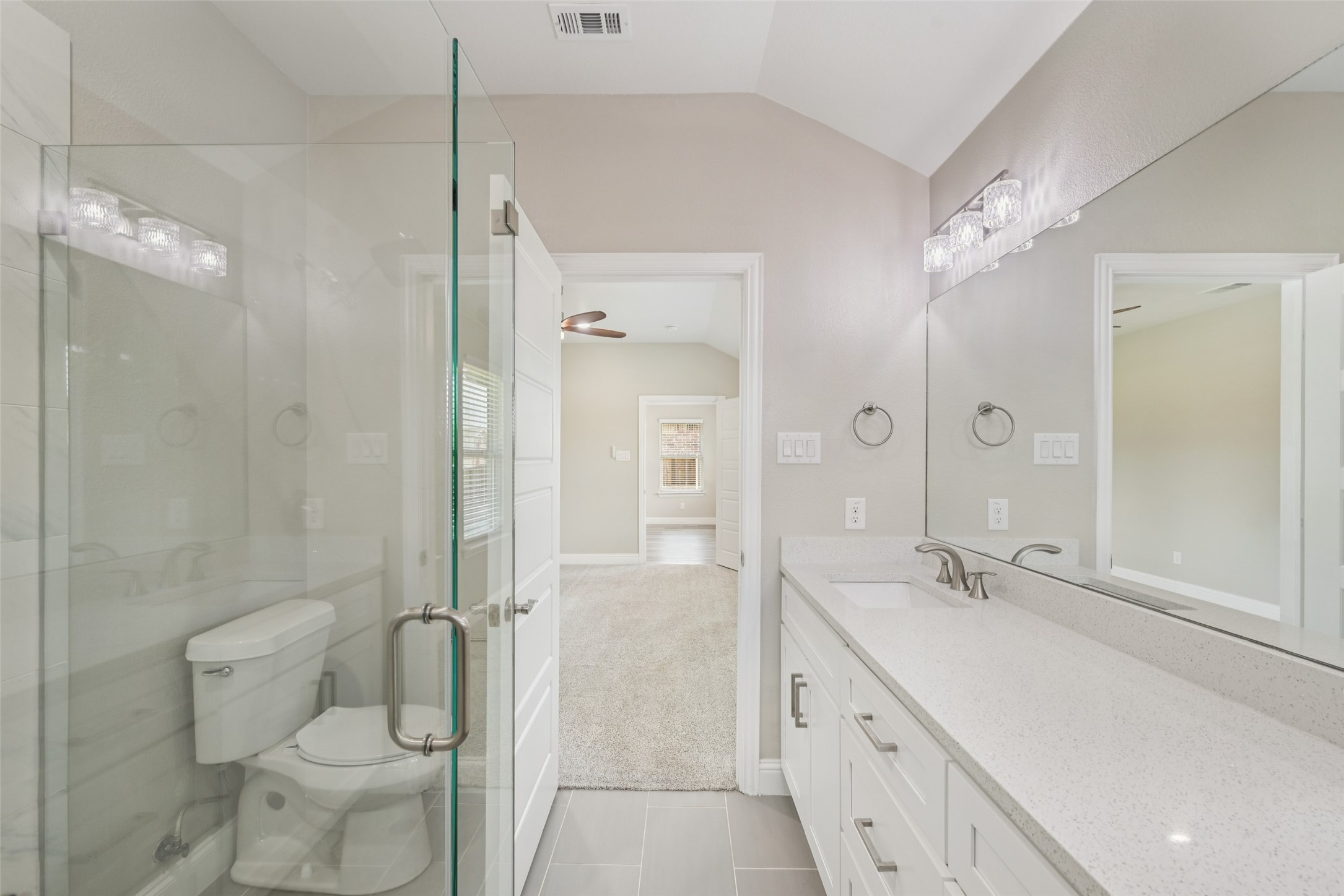 1067 Lake Trail