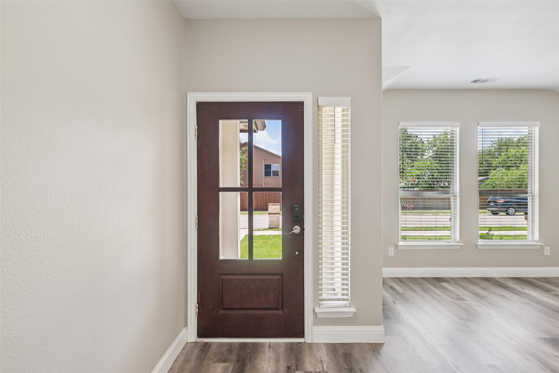 1067 Lake Trail
