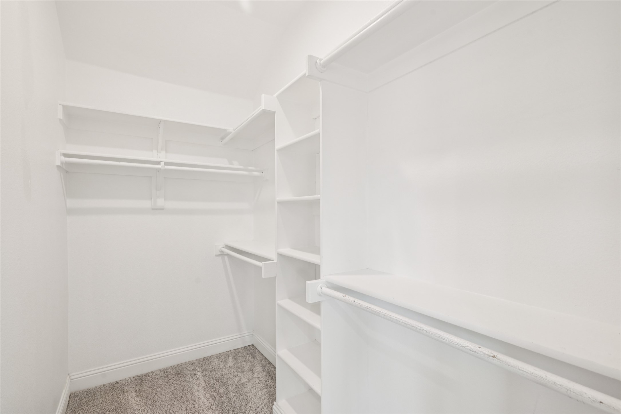 1067 Lake Trail