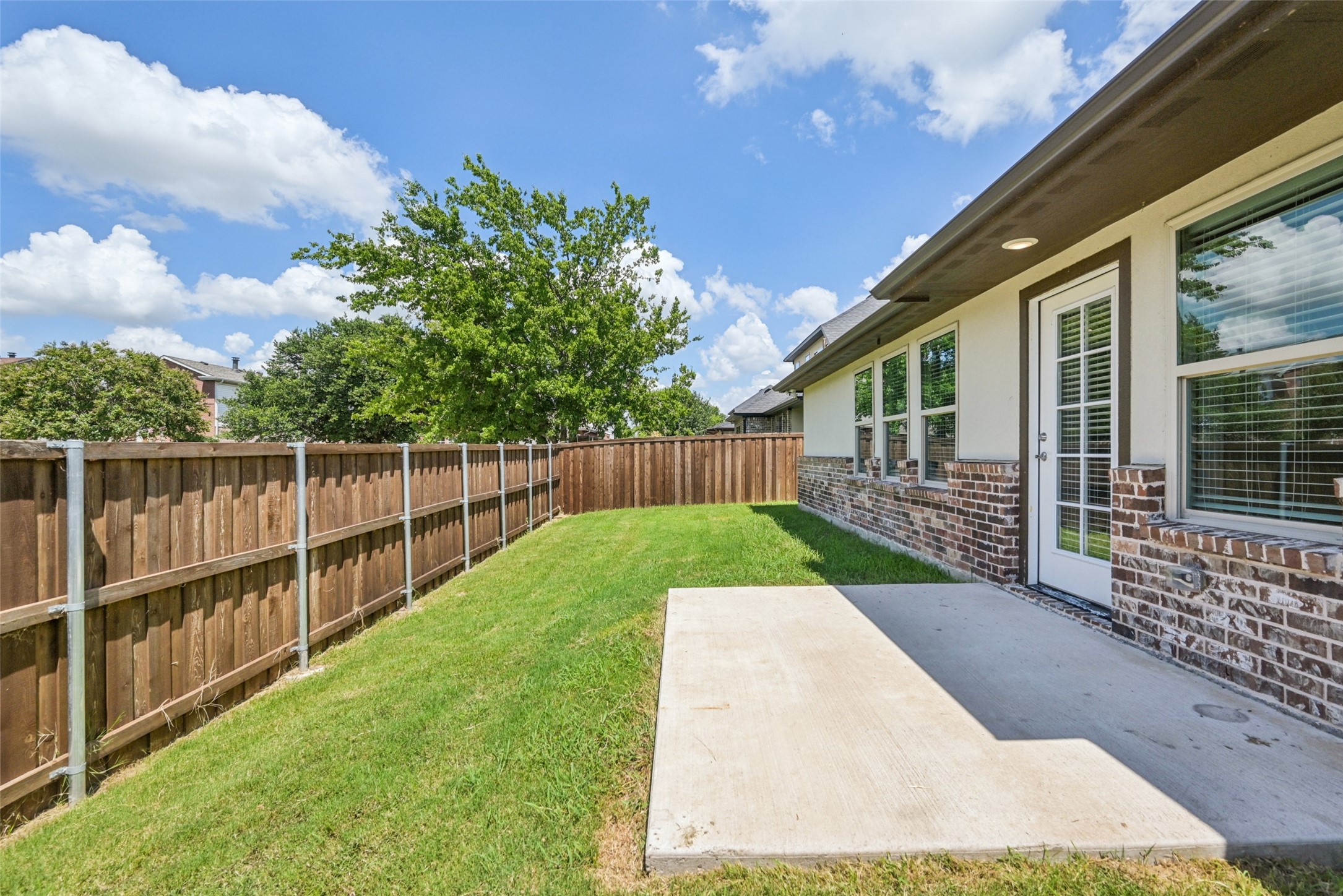 1067 Lake Trail