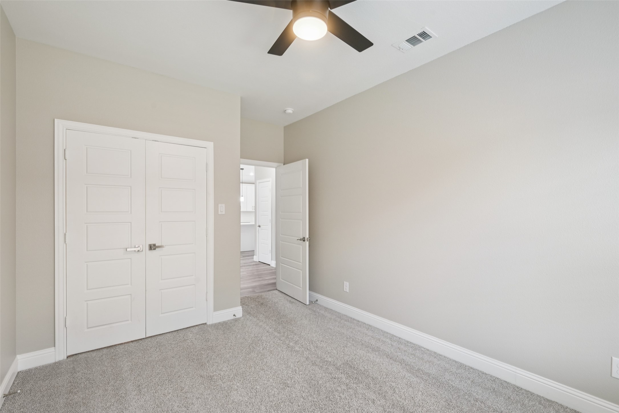 1067 Lake Trail