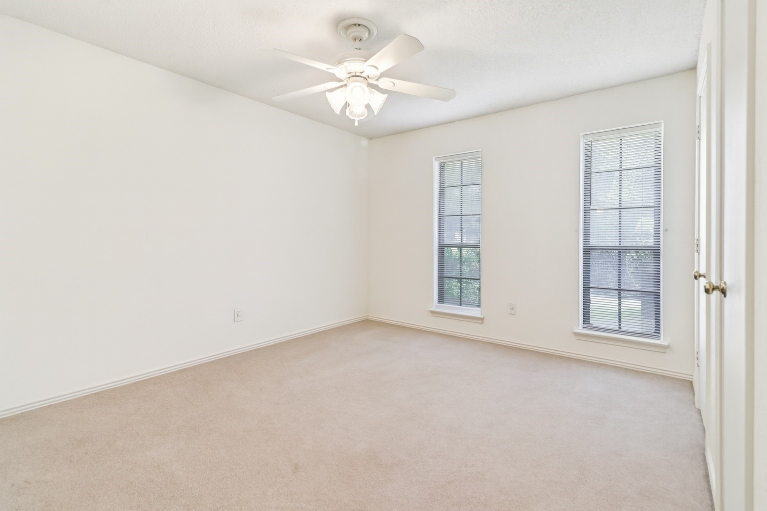 207 Stone Canyon Drive