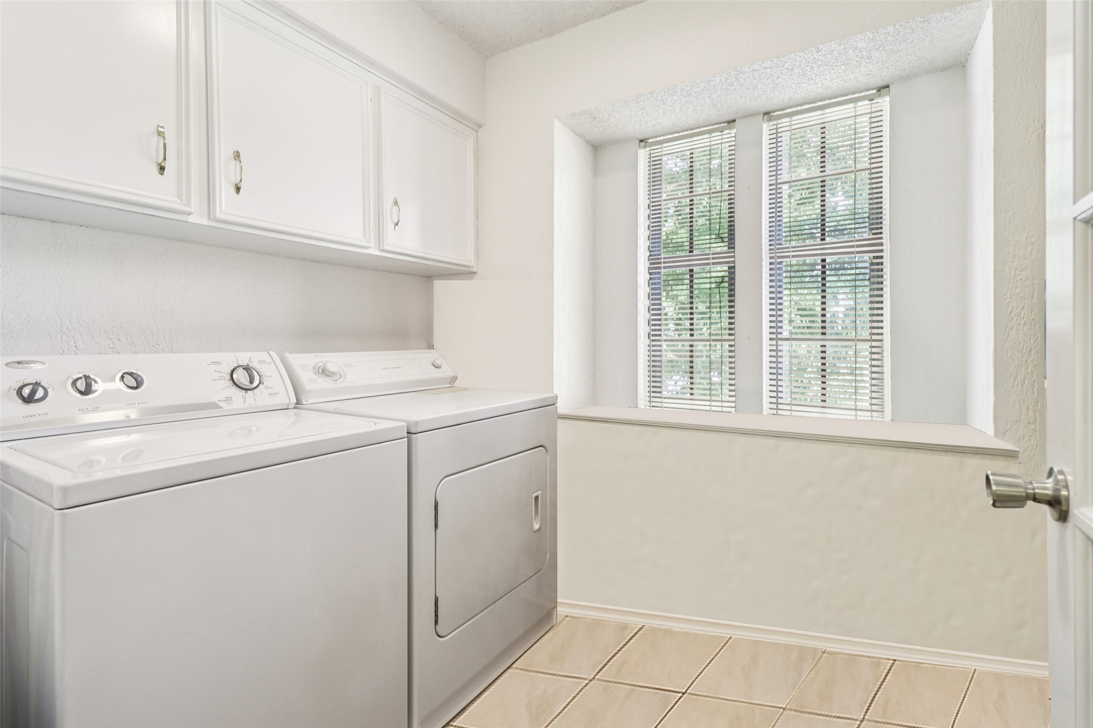 207 Stone Canyon Drive