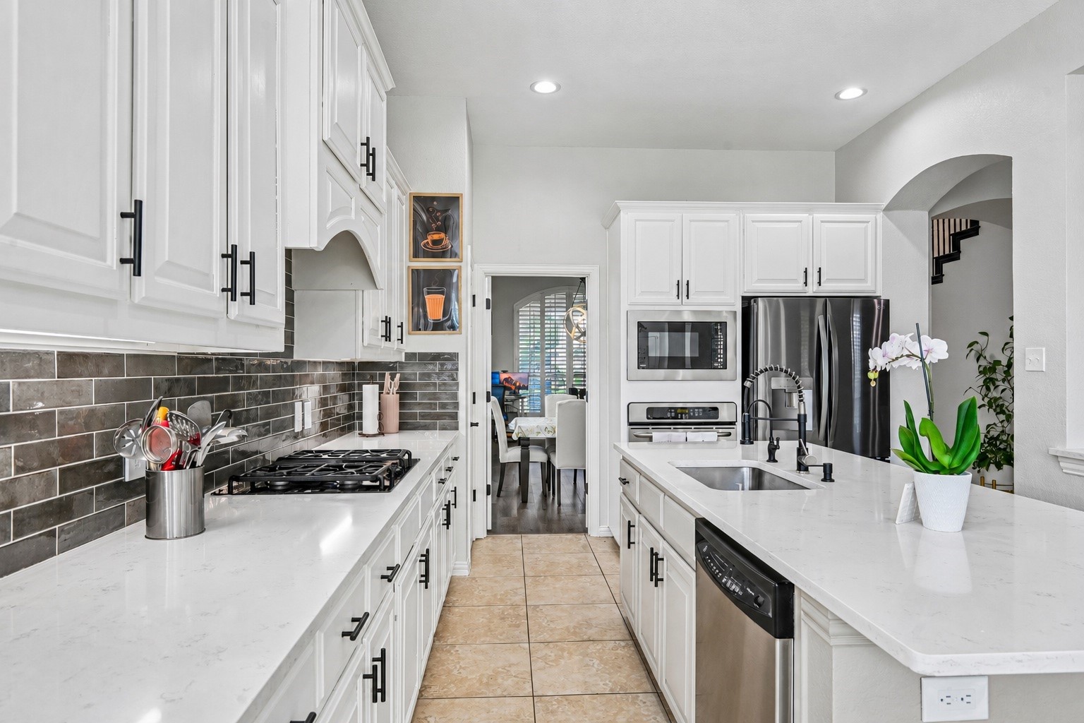 837 Moss Cliff Circle