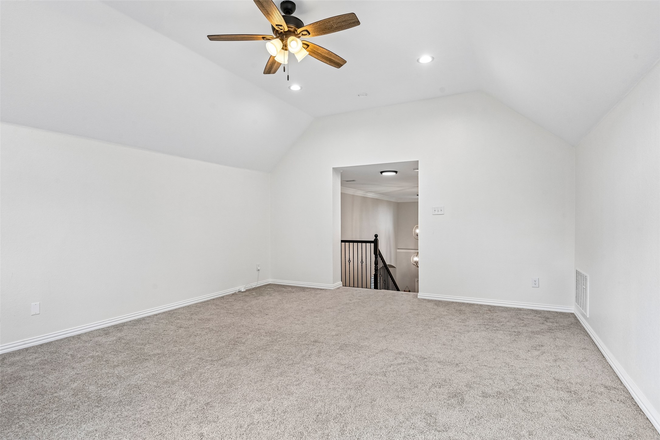 837 Moss Cliff Circle