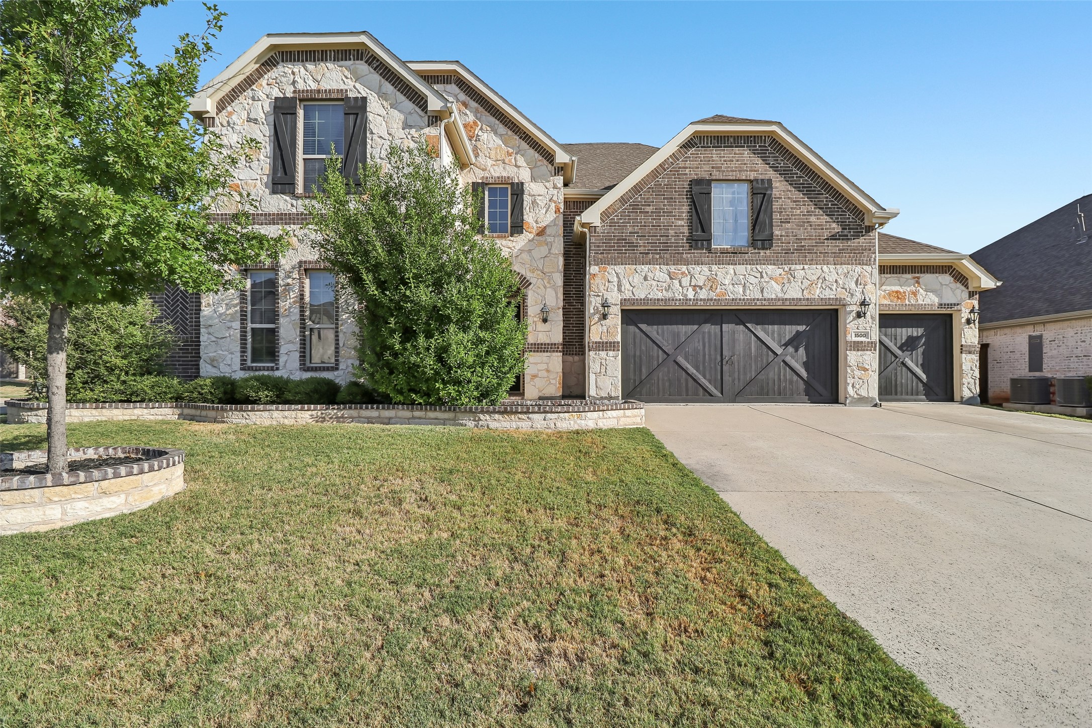 1500 Snapdragon Court
